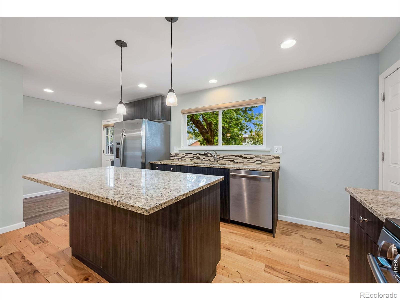 MLS Image #4 for 1420 s pratt parkway,longmont, Colorado