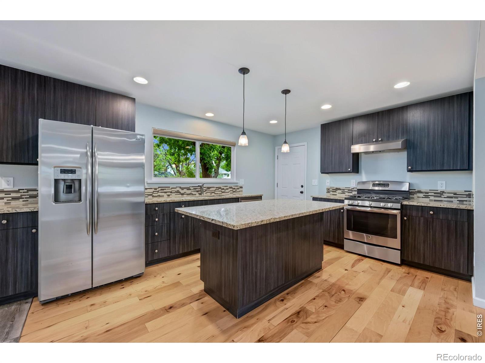 MLS Image #6 for 1420 s pratt parkway,longmont, Colorado