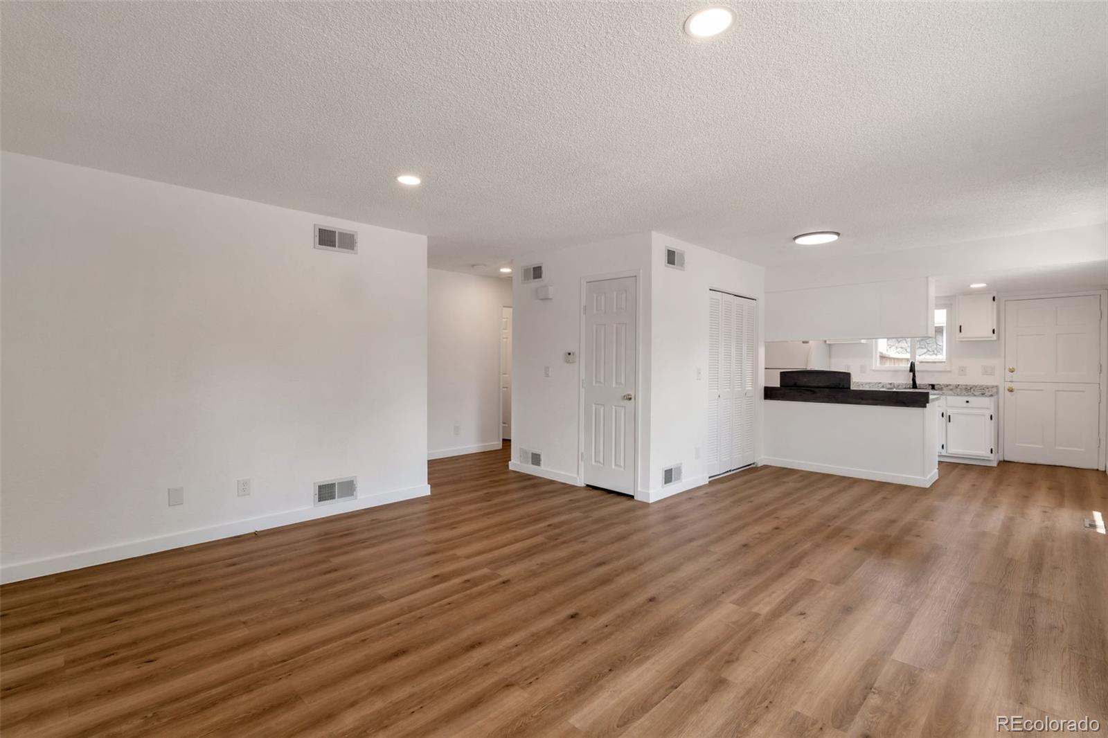 MLS Image #3 for 9901 e evans avenue 17a,aurora, Colorado