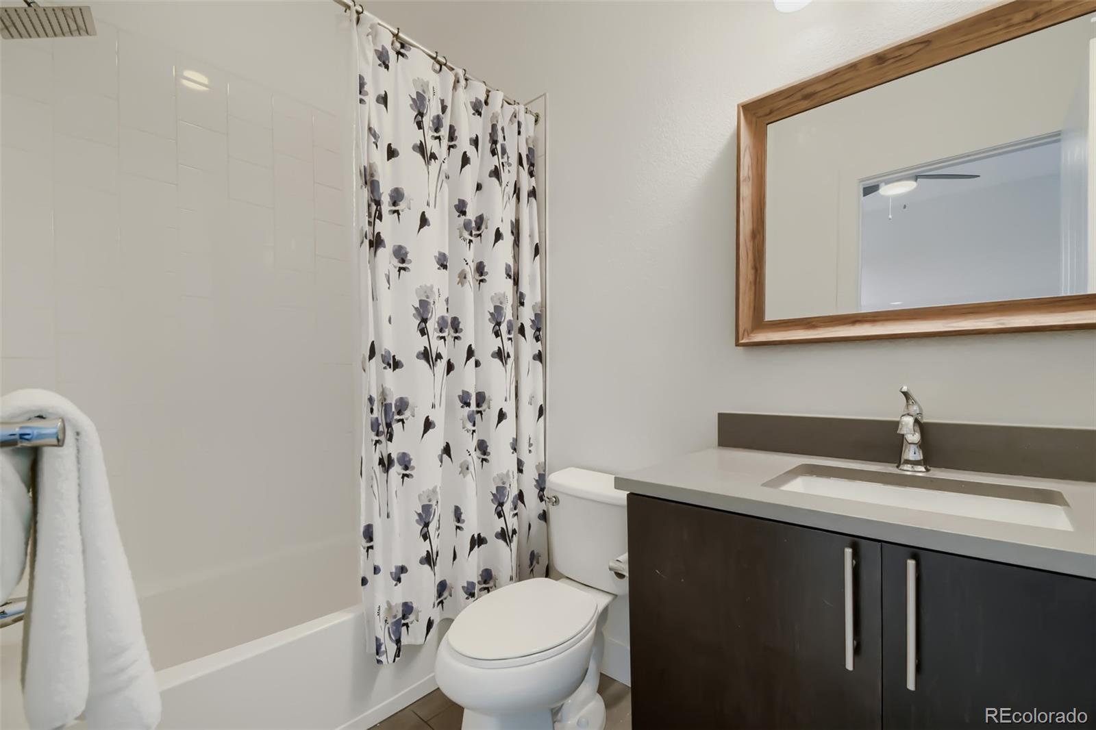 MLS Image #18 for 5053  valentia street,denver, Colorado
