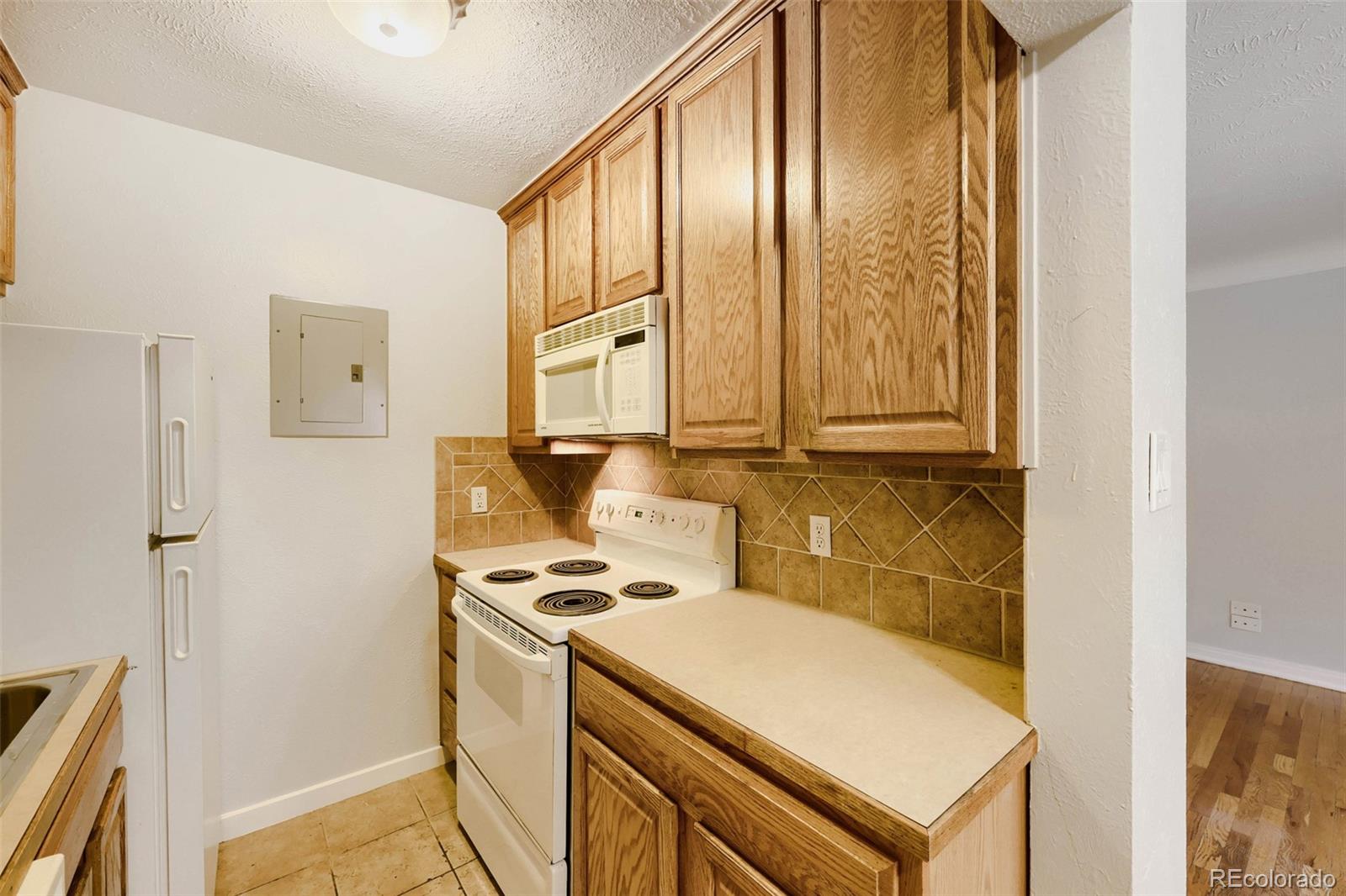 MLS Image #6 for 733 e 2nd avenue 103,denver, Colorado