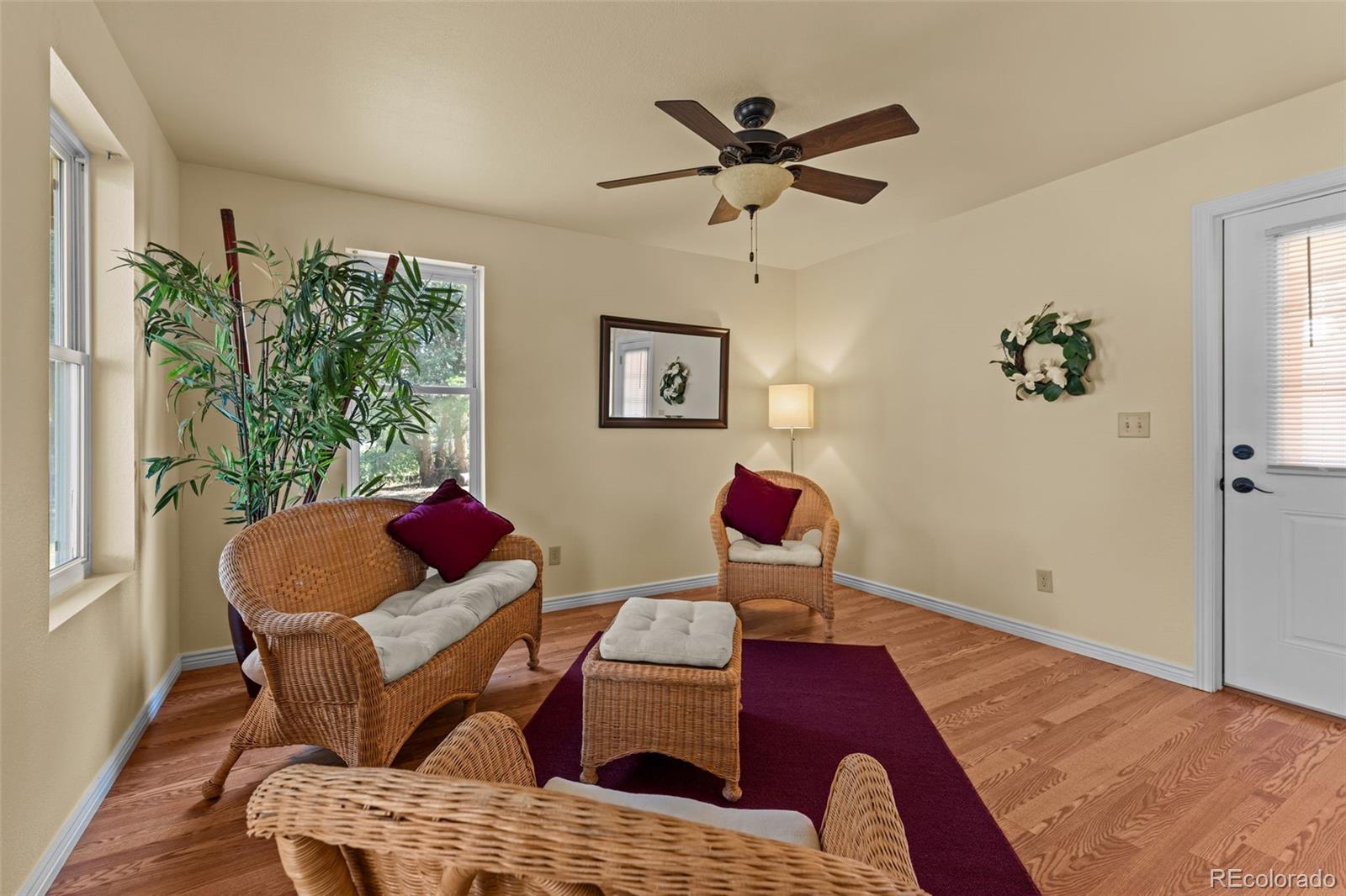 MLS Image #19 for 905  damson street,pueblo, Colorado