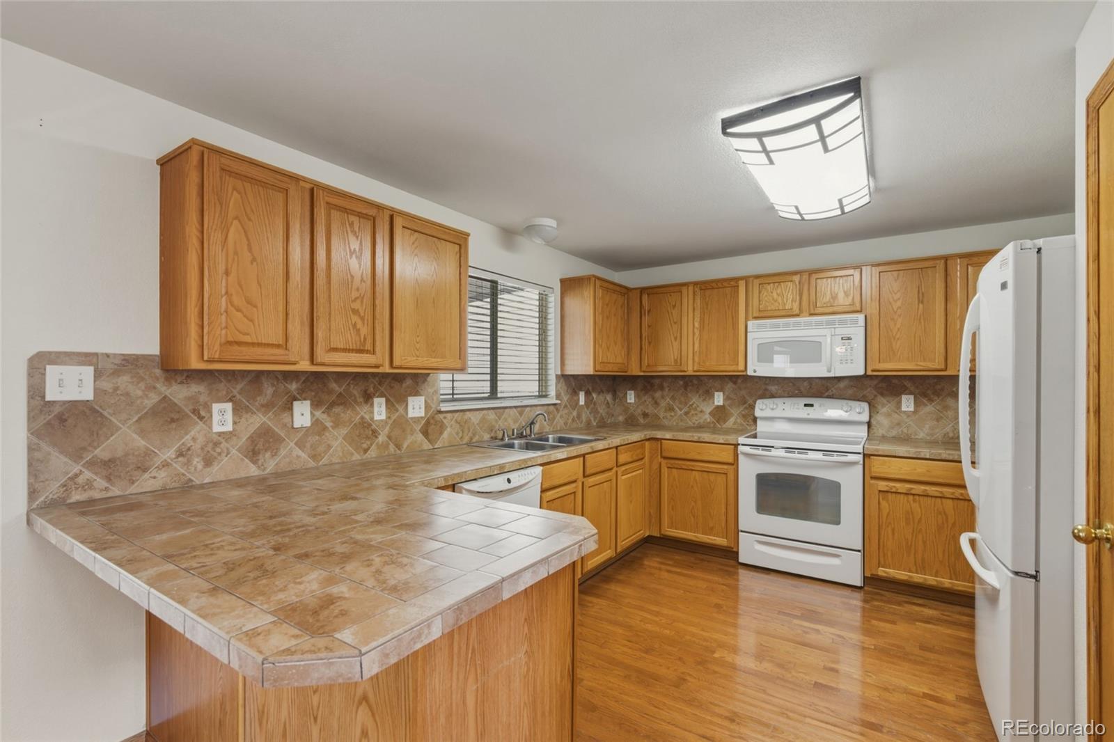 MLS Image #12 for 11351  oswego street,commerce city, Colorado