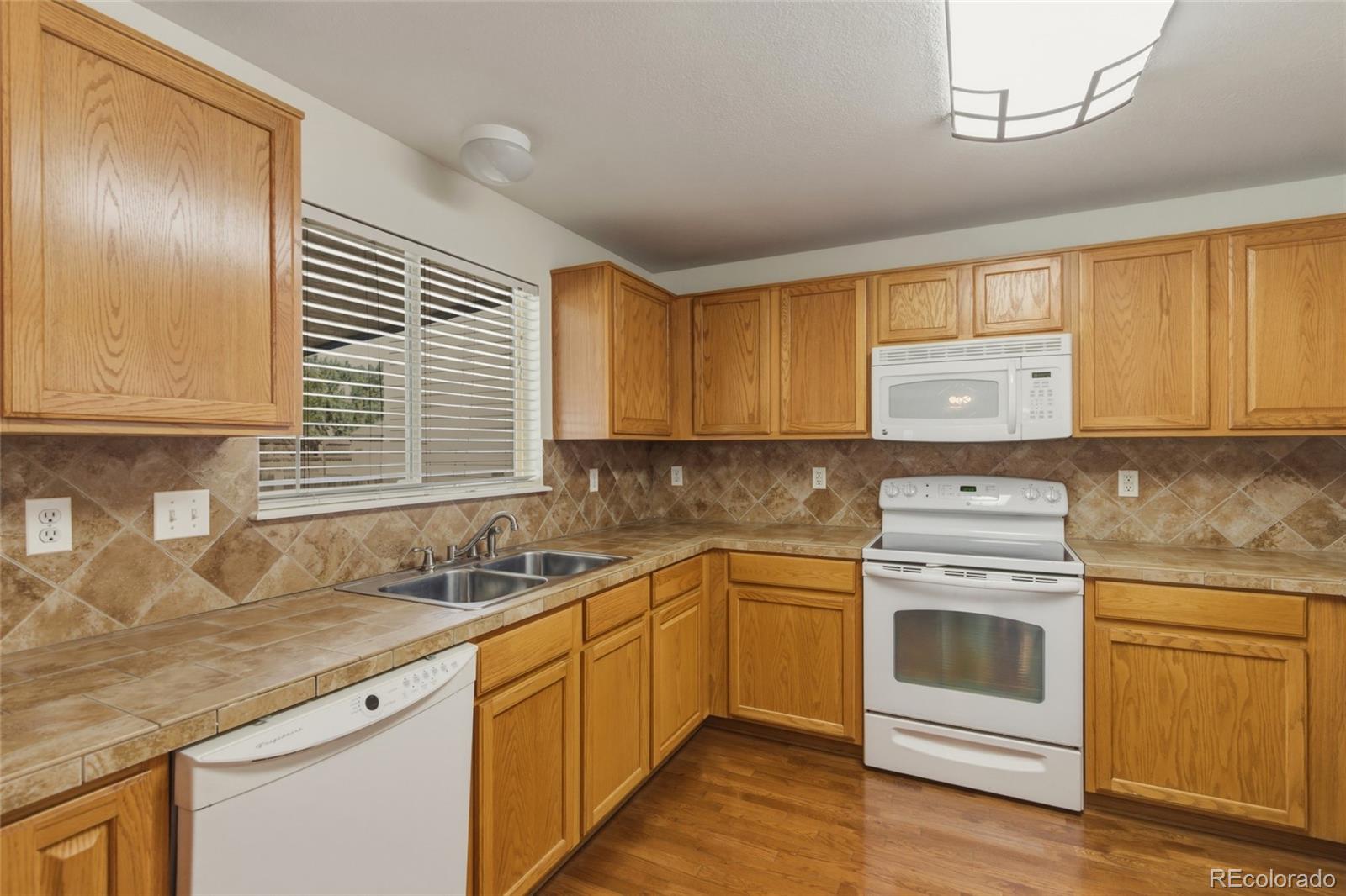 MLS Image #14 for 11351  oswego street,commerce city, Colorado