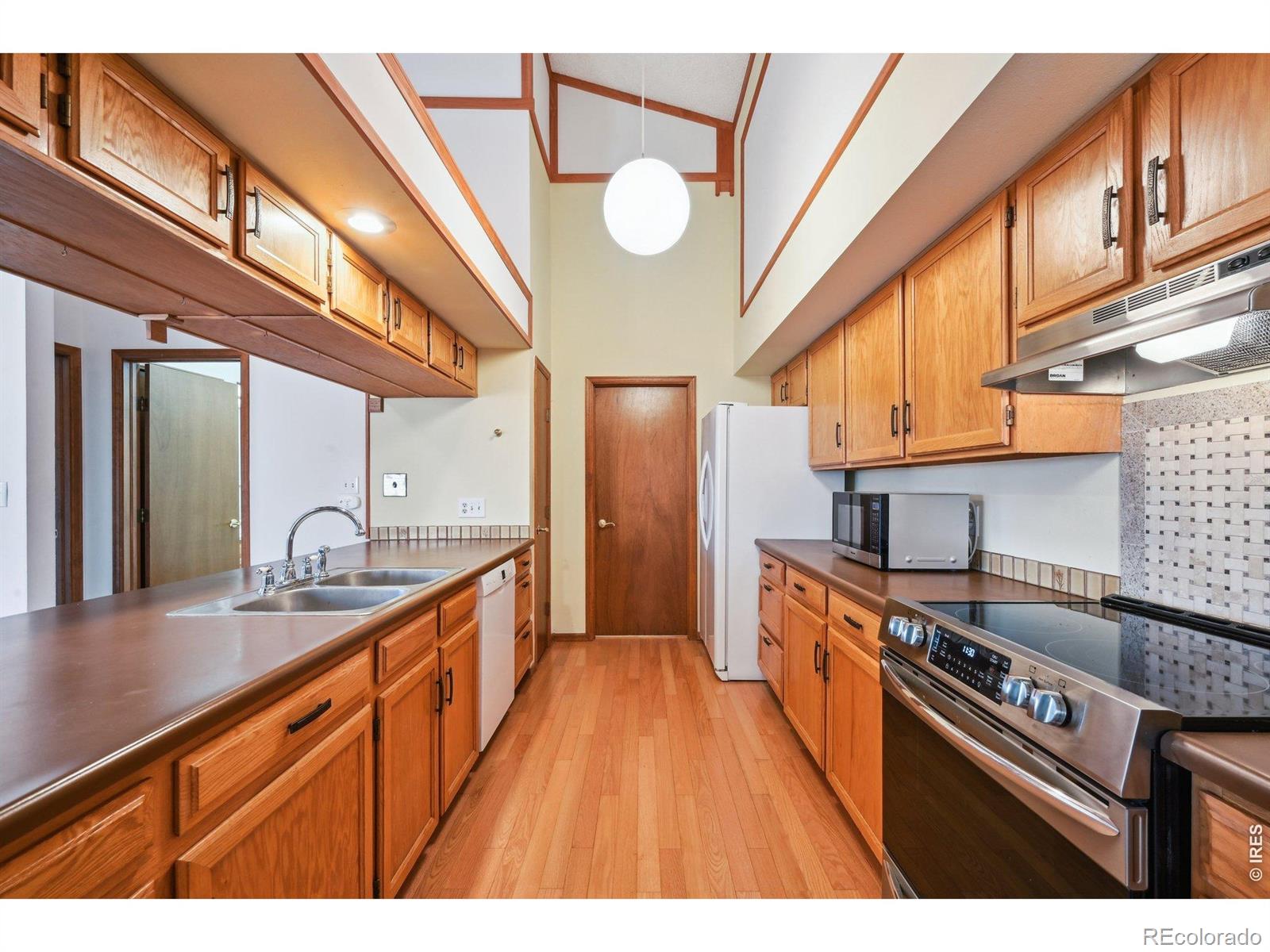 MLS Image #8 for 2275 e 129th avenue,thornton, Colorado