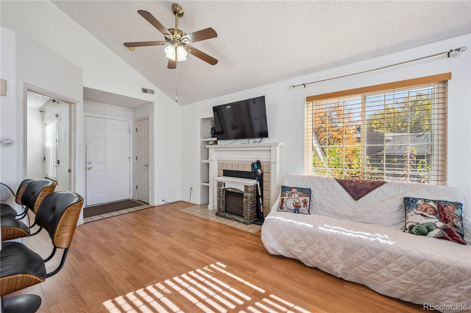 MLS Image #2 for 13792 e lehigh avenue f,aurora, Colorado