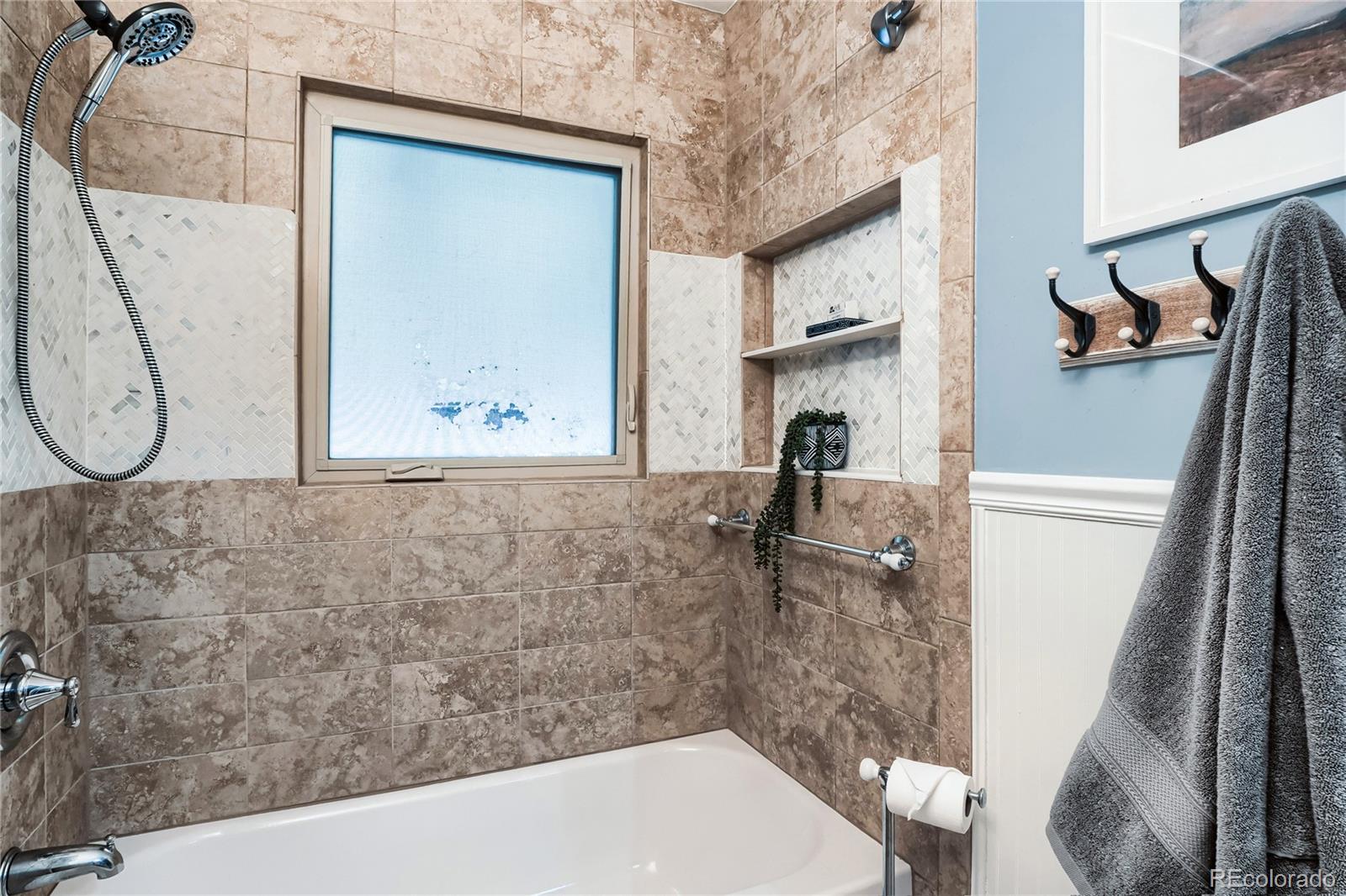 MLS Image #13 for 2922 w 39th avenue,denver, Colorado