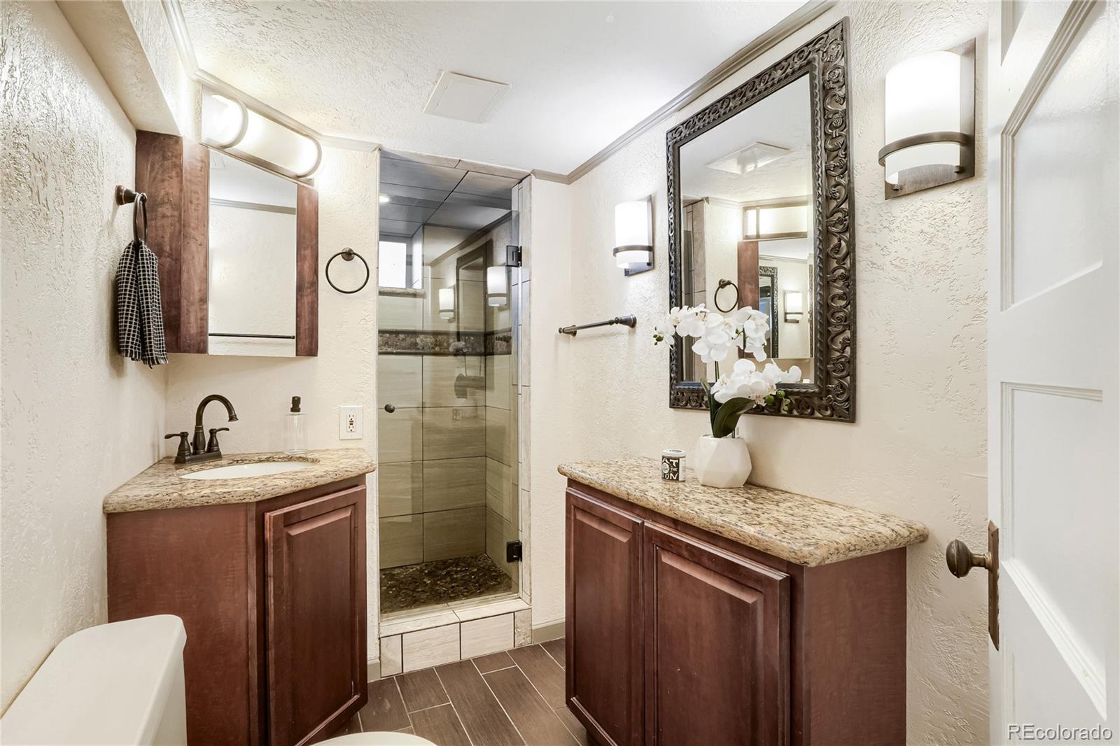 MLS Image #16 for 2922 w 39th avenue,denver, Colorado