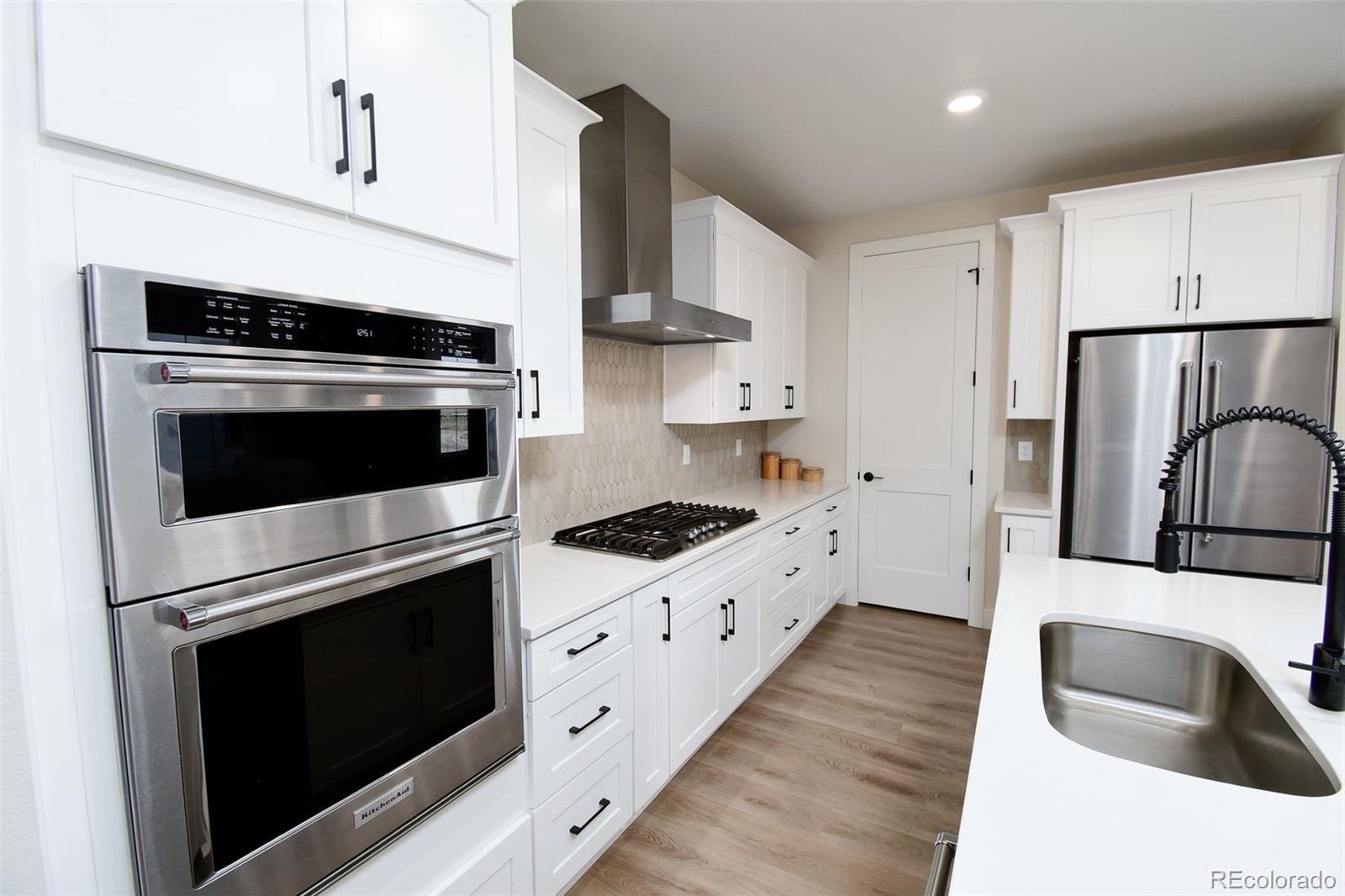 MLS Image #6 for 8930  whiteclover street,littleton, Colorado