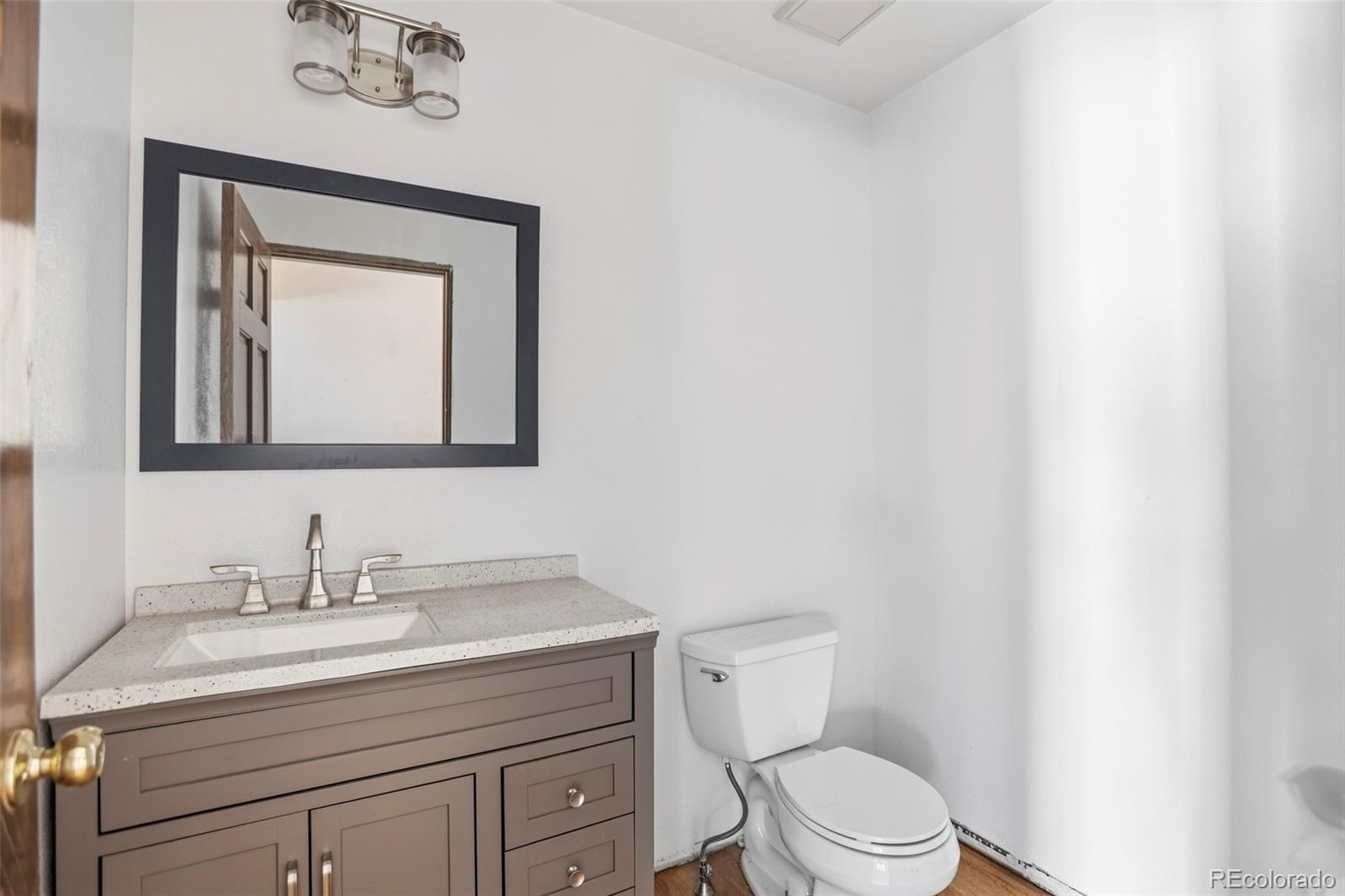 MLS Image #12 for 7123 s lewis court,littleton, Colorado
