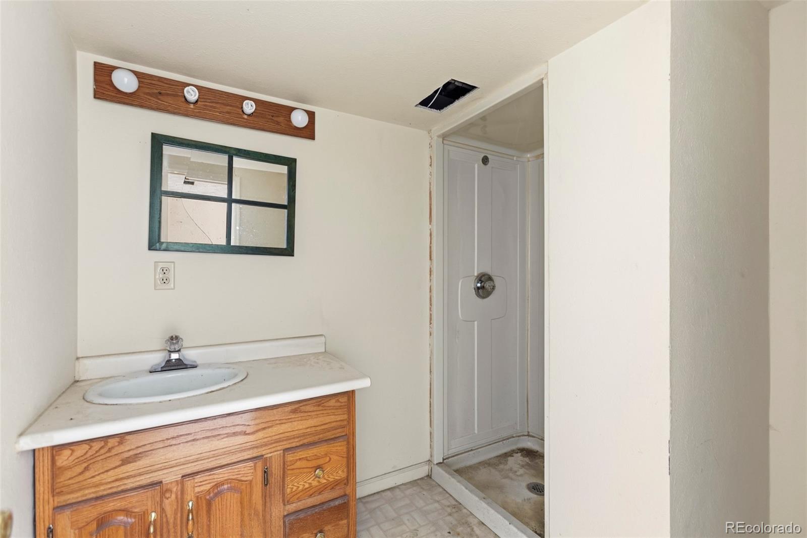 MLS Image #24 for 7123 s lewis court,littleton, Colorado