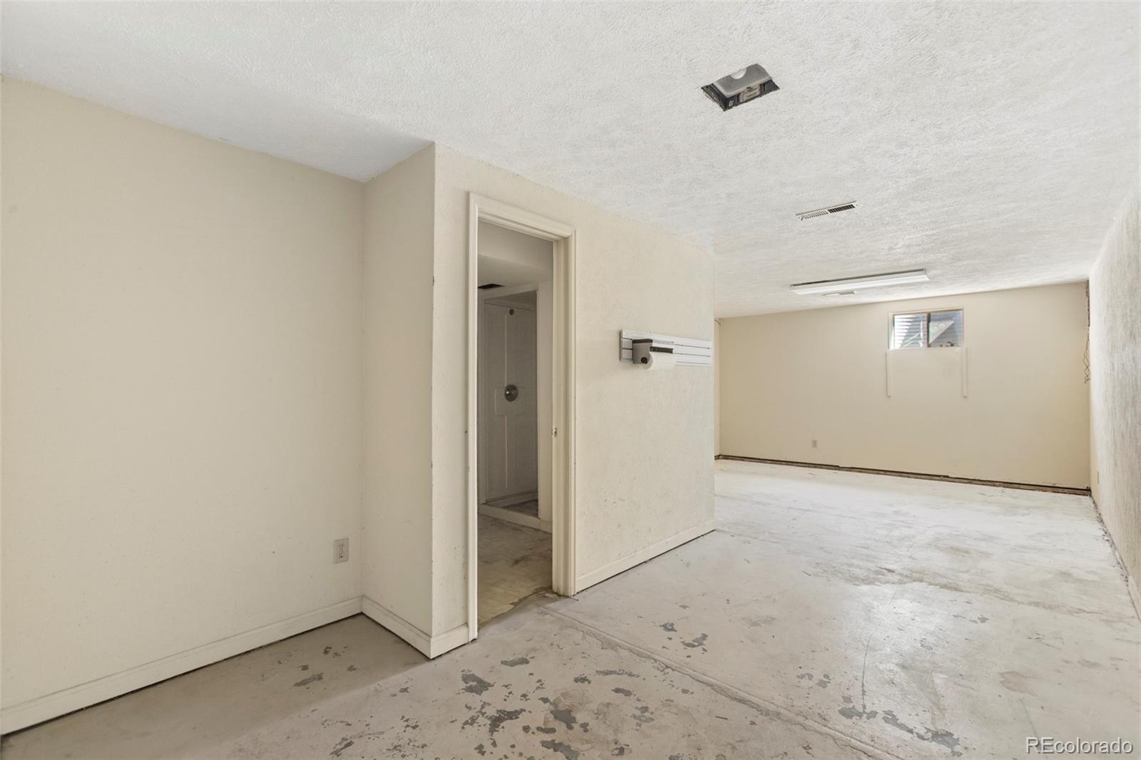 MLS Image #26 for 7123 s lewis court,littleton, Colorado
