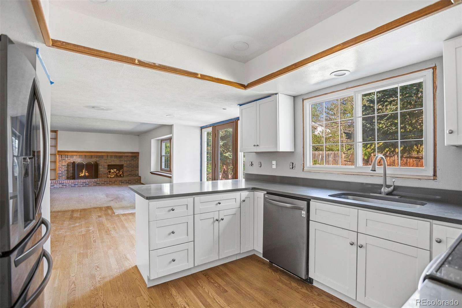 MLS Image #3 for 7123 s lewis court,littleton, Colorado