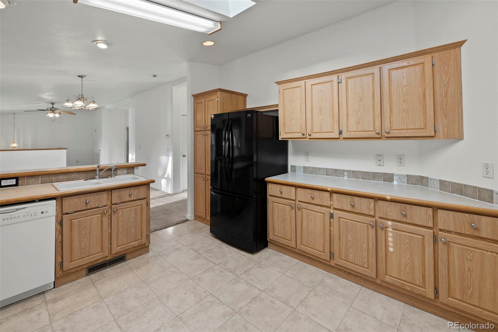MLS Image #10 for 46  kingston circle,florissant, Colorado