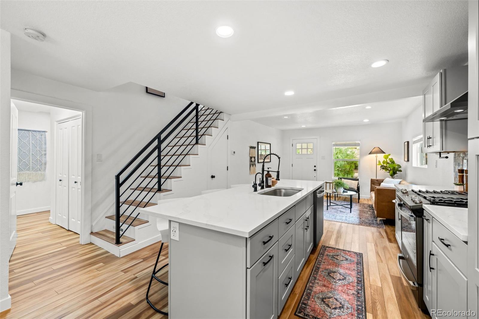 MLS Image #17 for 3069 s pennsylvania street,englewood, Colorado