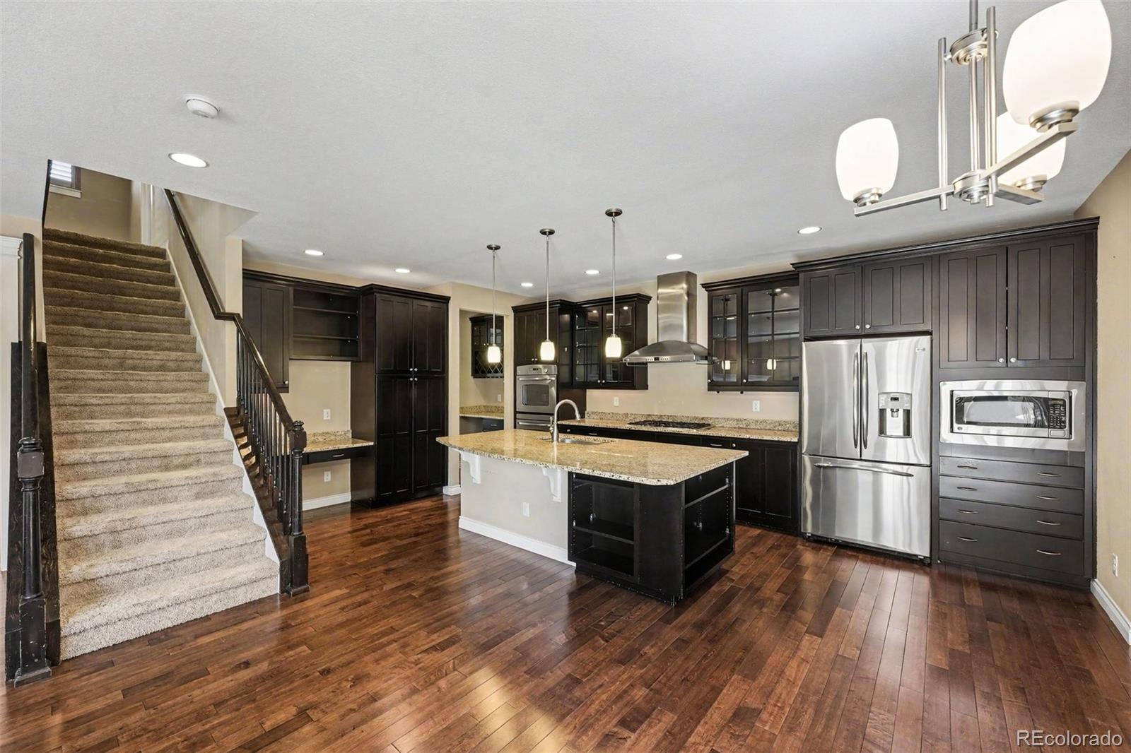 MLS Image #10 for 8551 e 21st avenue,denver, Colorado