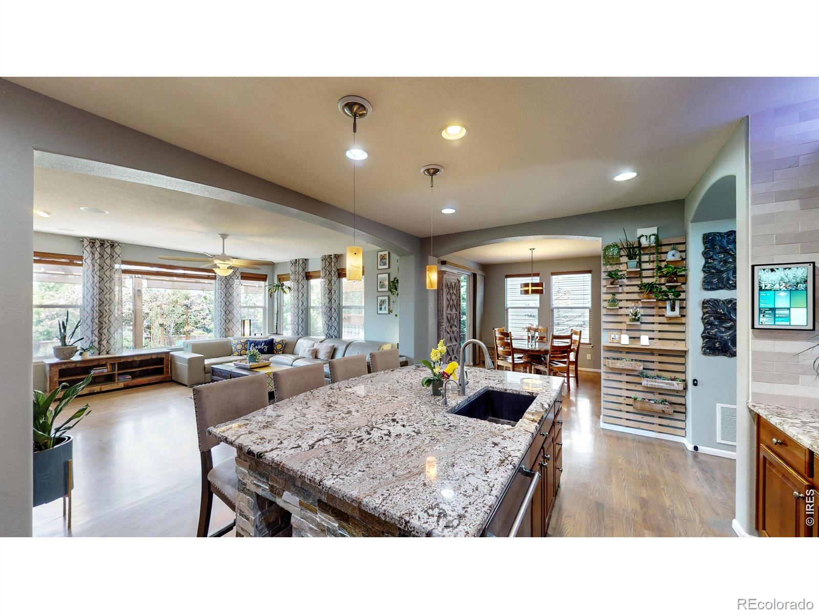 MLS Image #10 for 10841  pagosa street,commerce city, Colorado