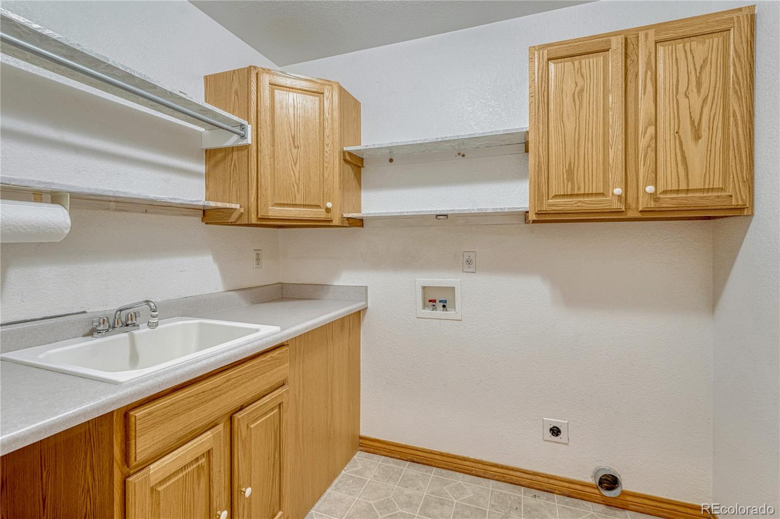 MLS Image #17 for 57885 e geddes avenue,strasburg, Colorado