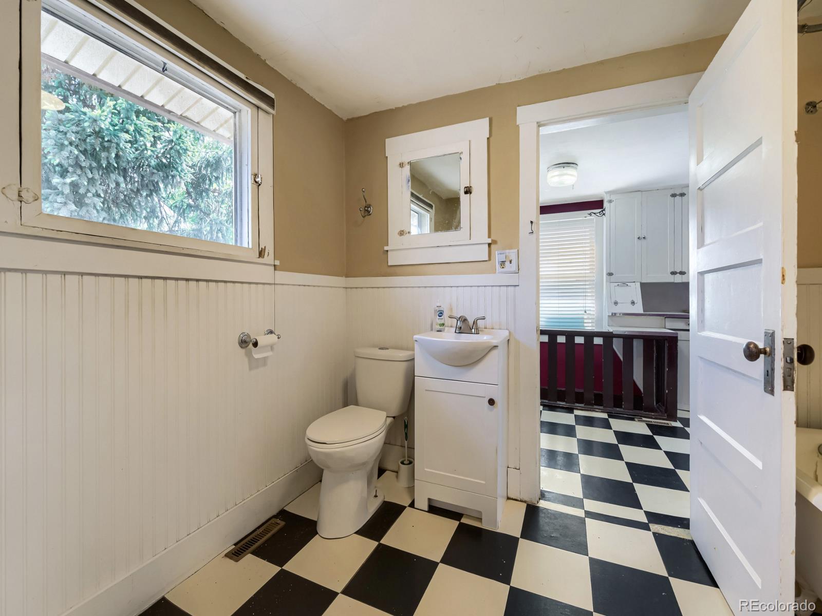 MLS Image #17 for 4075 s lincoln street,englewood, Colorado