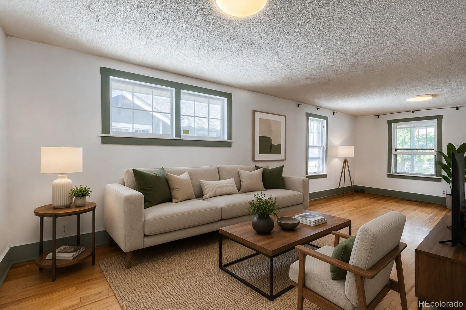 MLS Image #3 for 4075 s lincoln street,englewood, Colorado