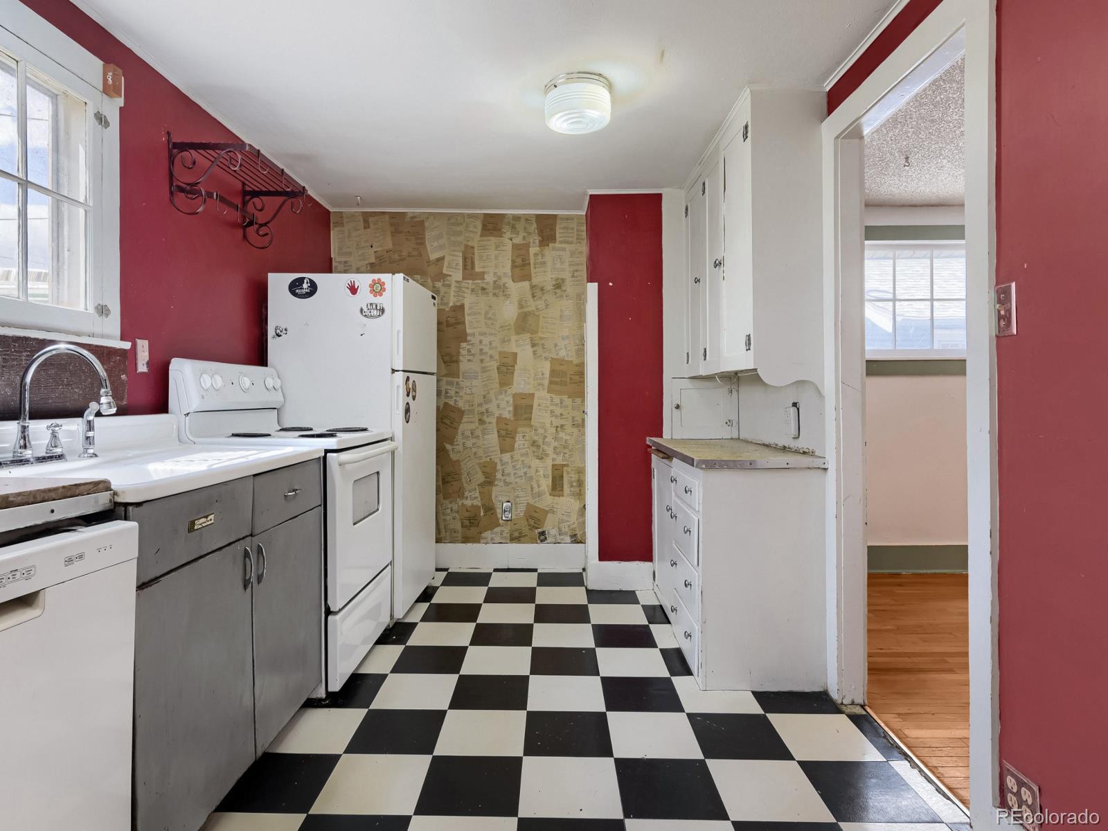 MLS Image #8 for 4075 s lincoln street,englewood, Colorado