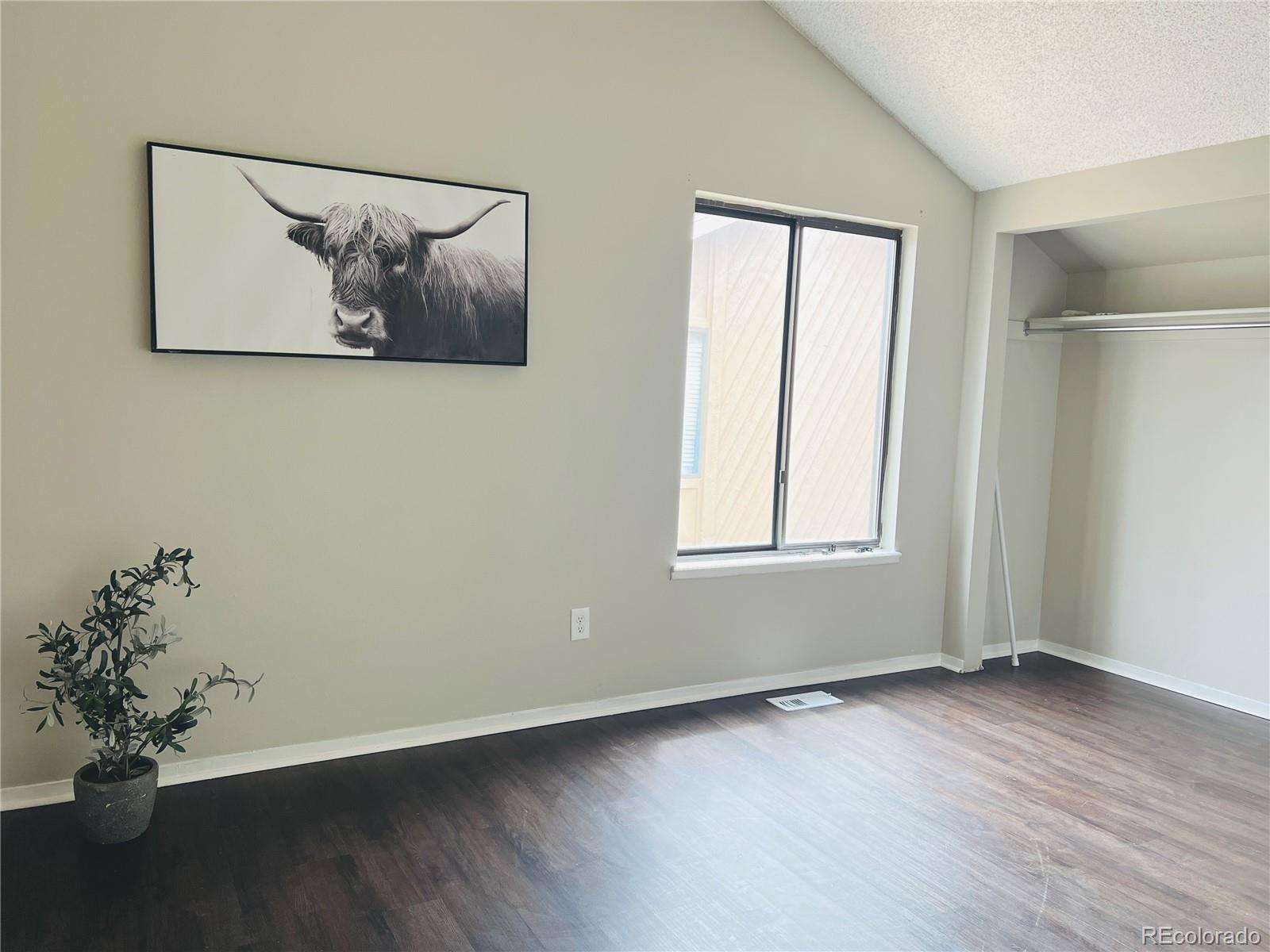 MLS Image #13 for 10107 e peakview avenue,englewood, Colorado
