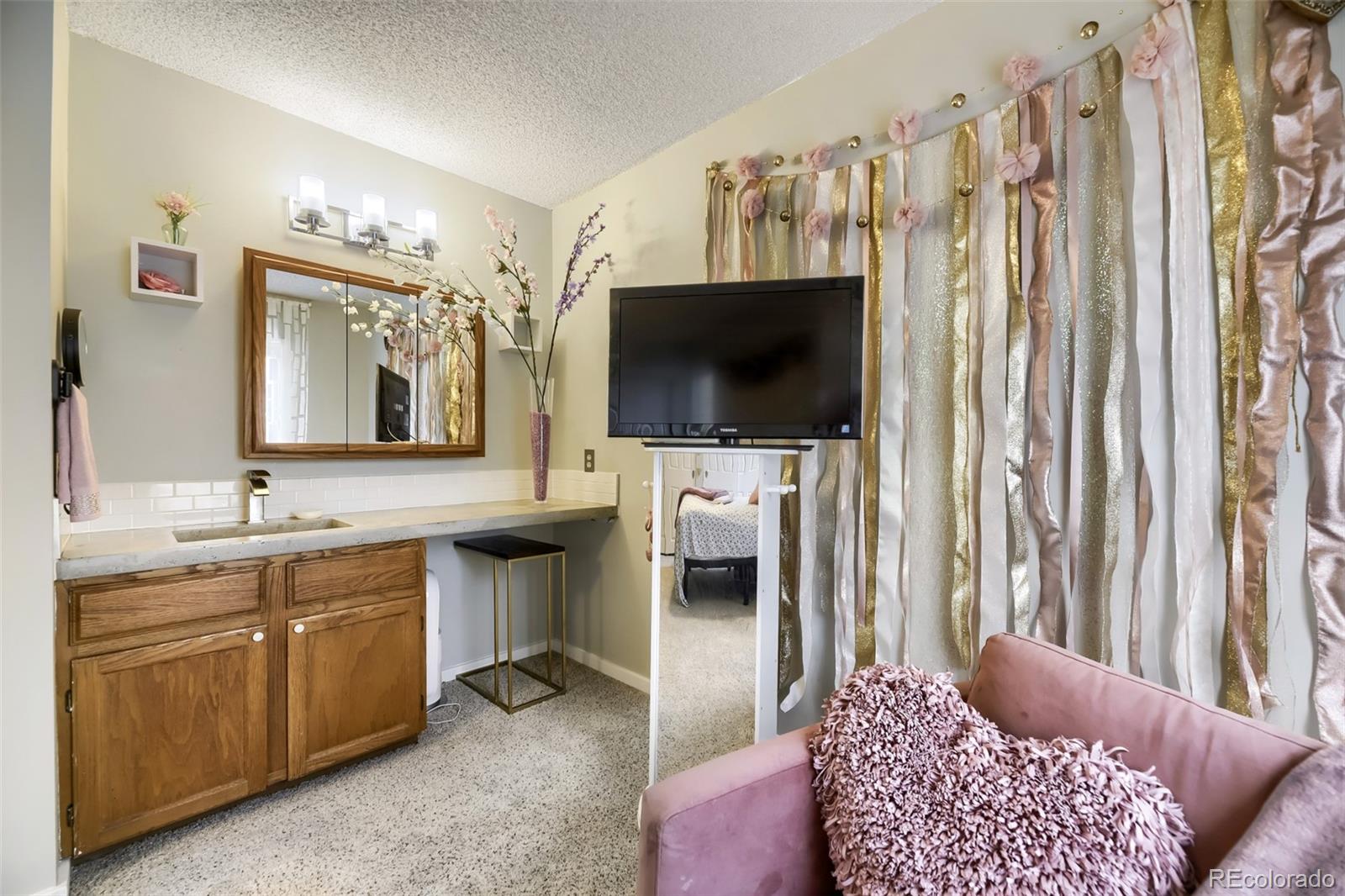 MLS Image #12 for 2036 s balsam street,lakewood, Colorado