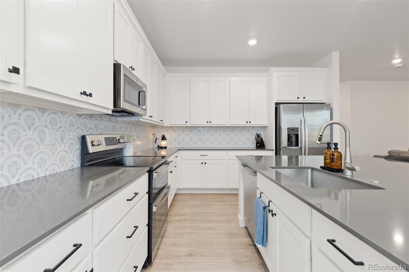 MLS Image #18 for 14813  fairfax street,thornton, Colorado