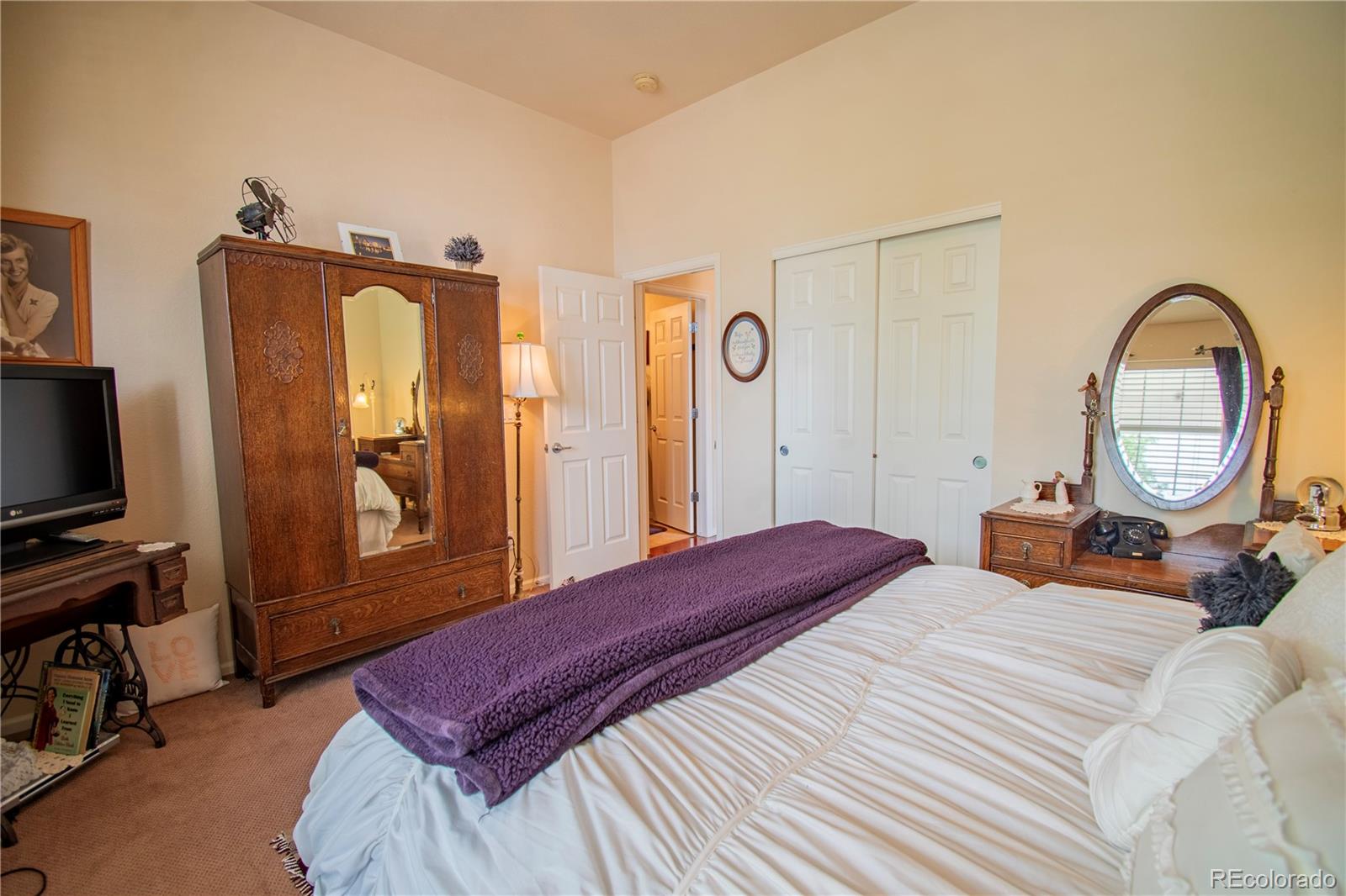 MLS Image #10 for 10496  stable lane,littleton, Colorado