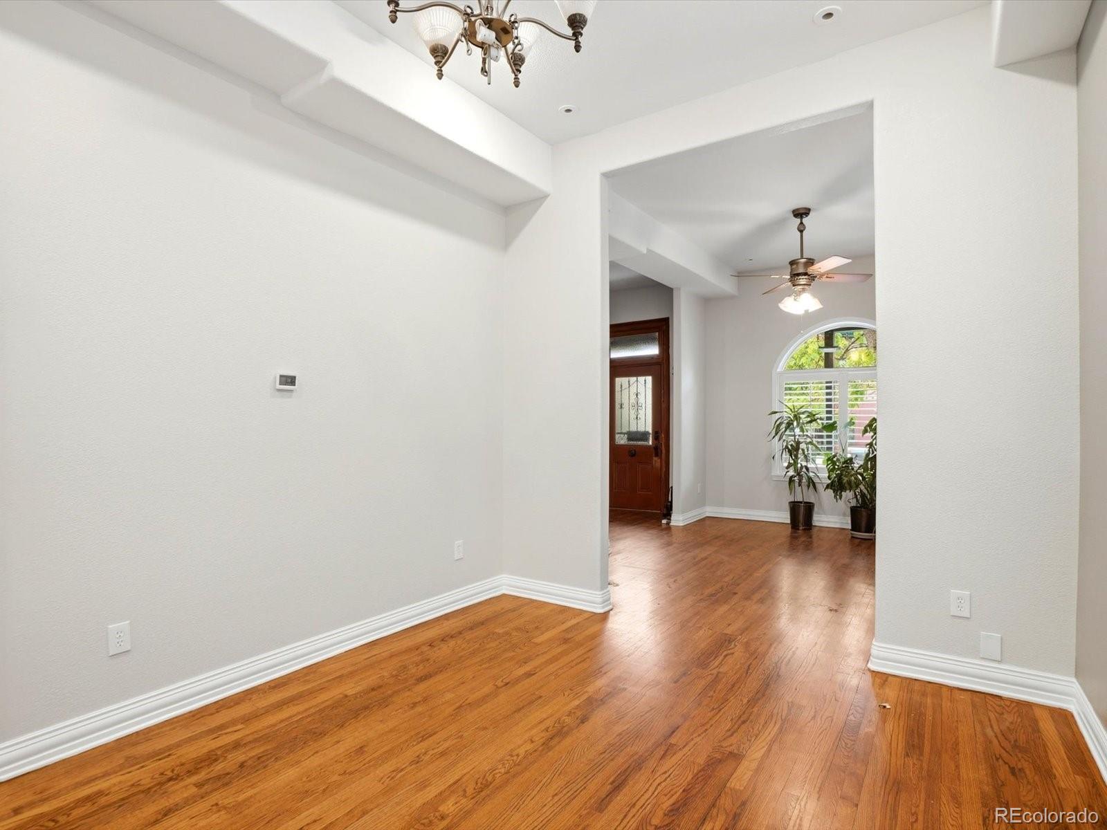 MLS Image #10 for 2440  stout street,denver, Colorado
