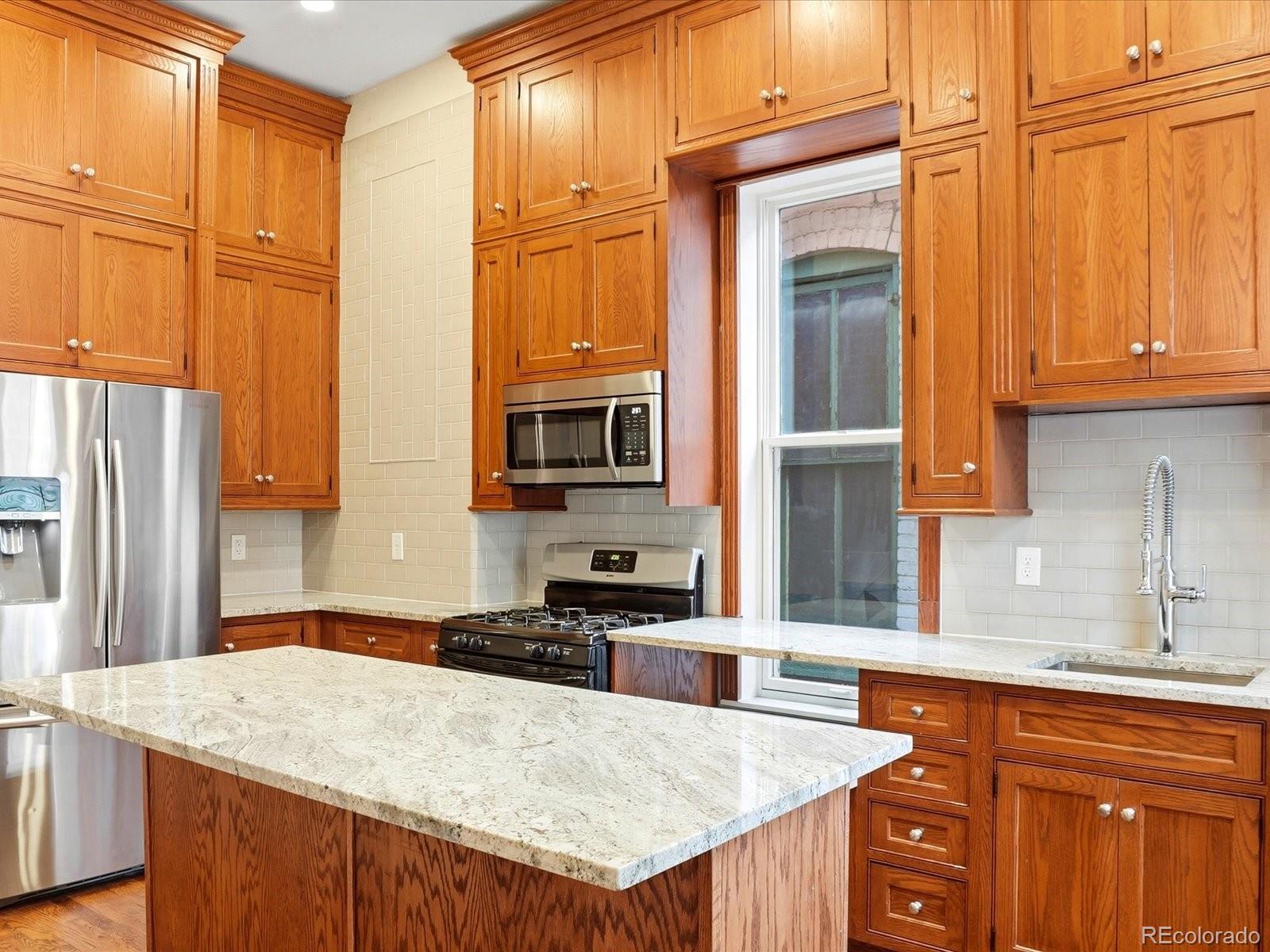 MLS Image #13 for 2440  stout street,denver, Colorado