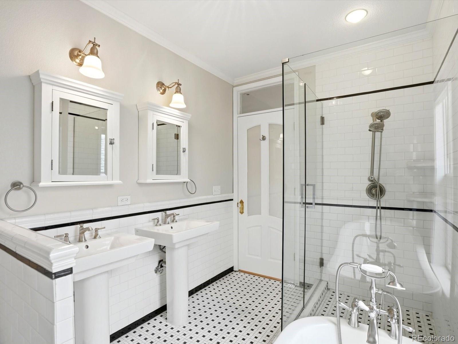 MLS Image #33 for 2440  stout street,denver, Colorado