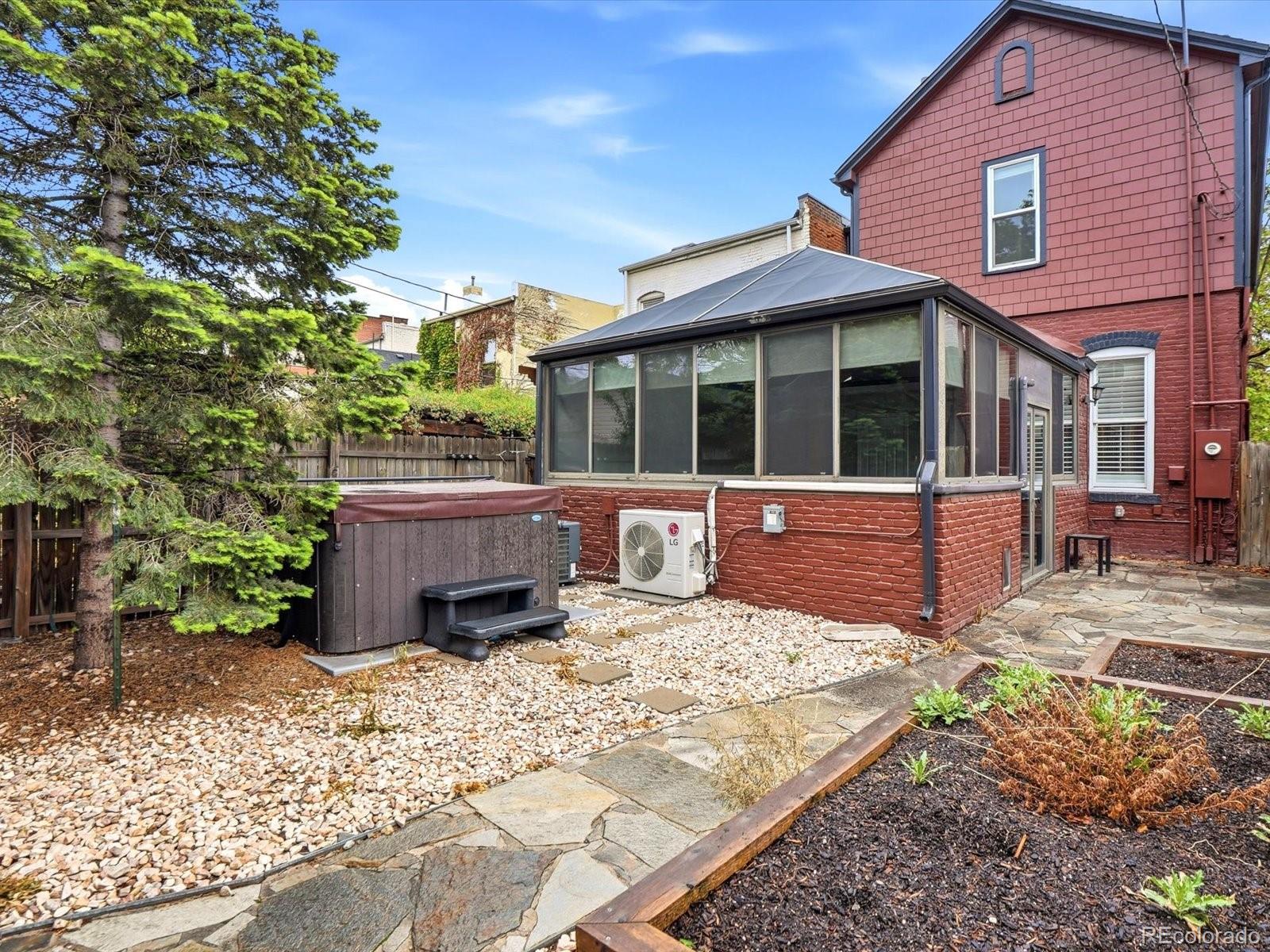 MLS Image #44 for 2440  stout street,denver, Colorado