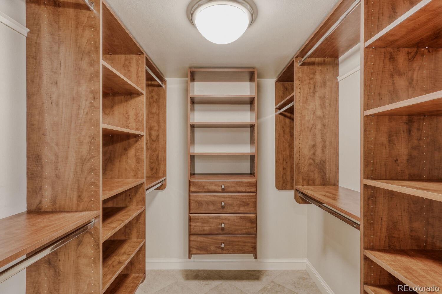 MLS Image #11 for 1551  larimer street 2504,denver, Colorado