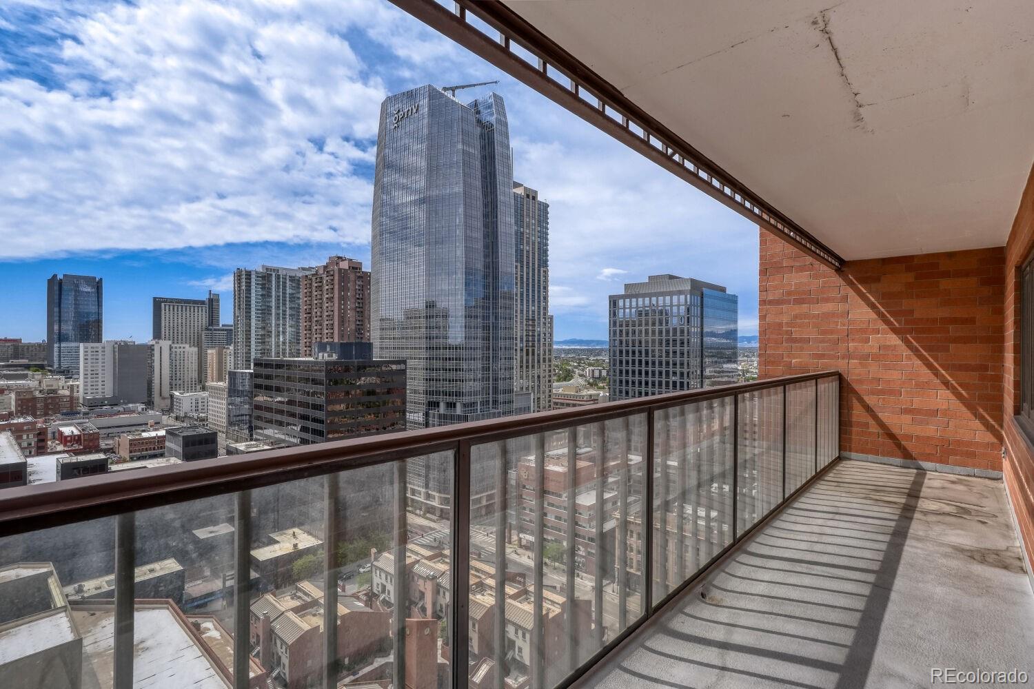 MLS Image #12 for 1551  larimer street 2504,denver, Colorado