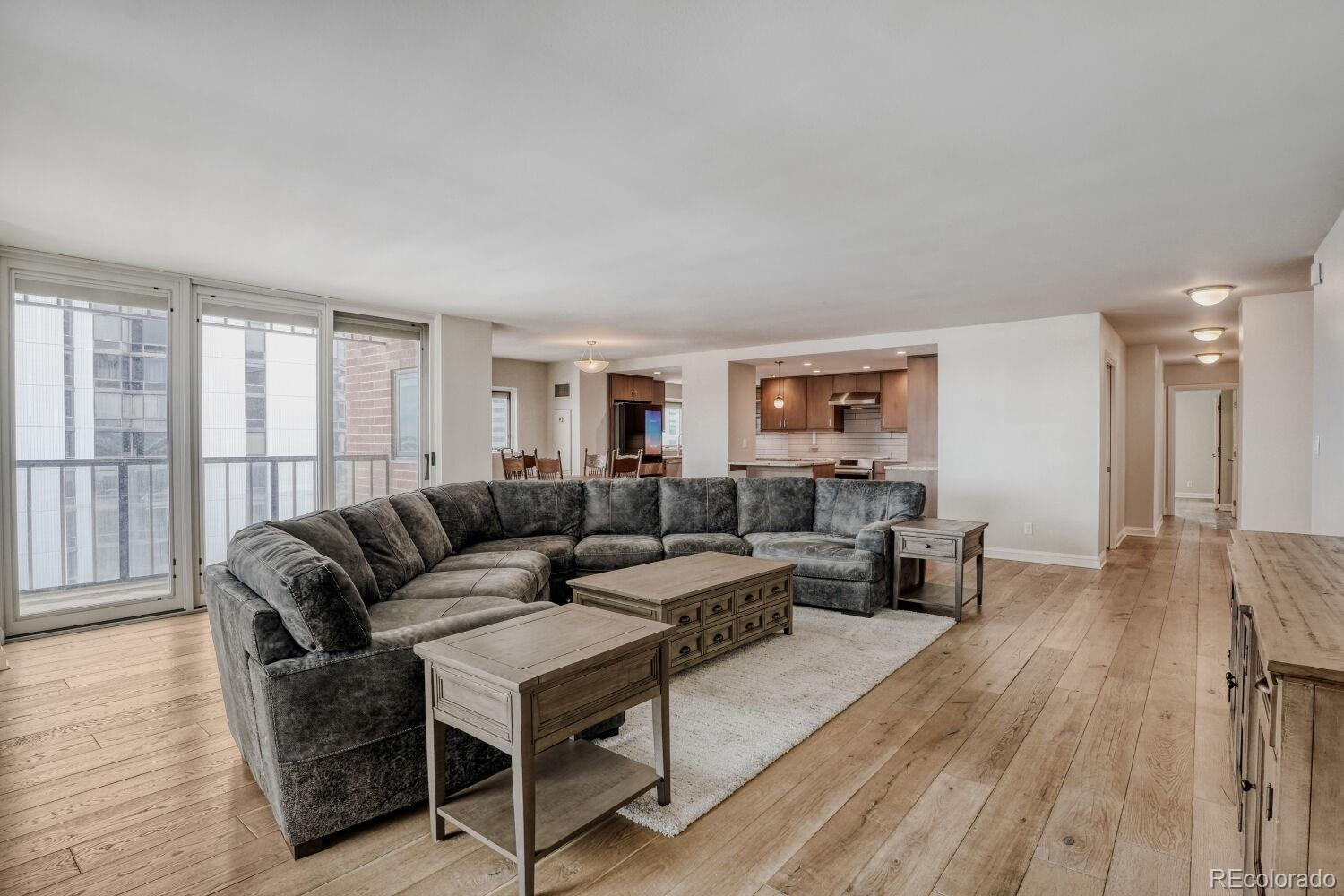MLS Image #2 for 1551  larimer street 2504,denver, Colorado