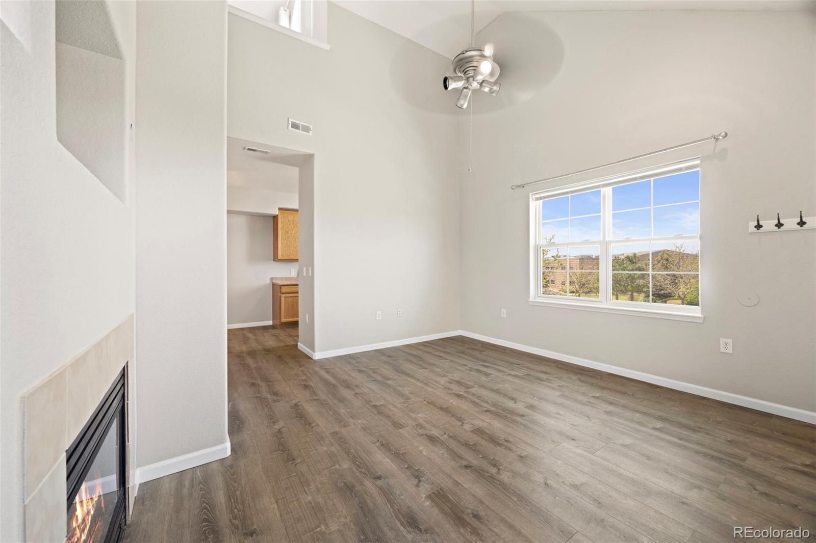 MLS Image #5 for 16312 e fremont avenue 10,aurora, Colorado