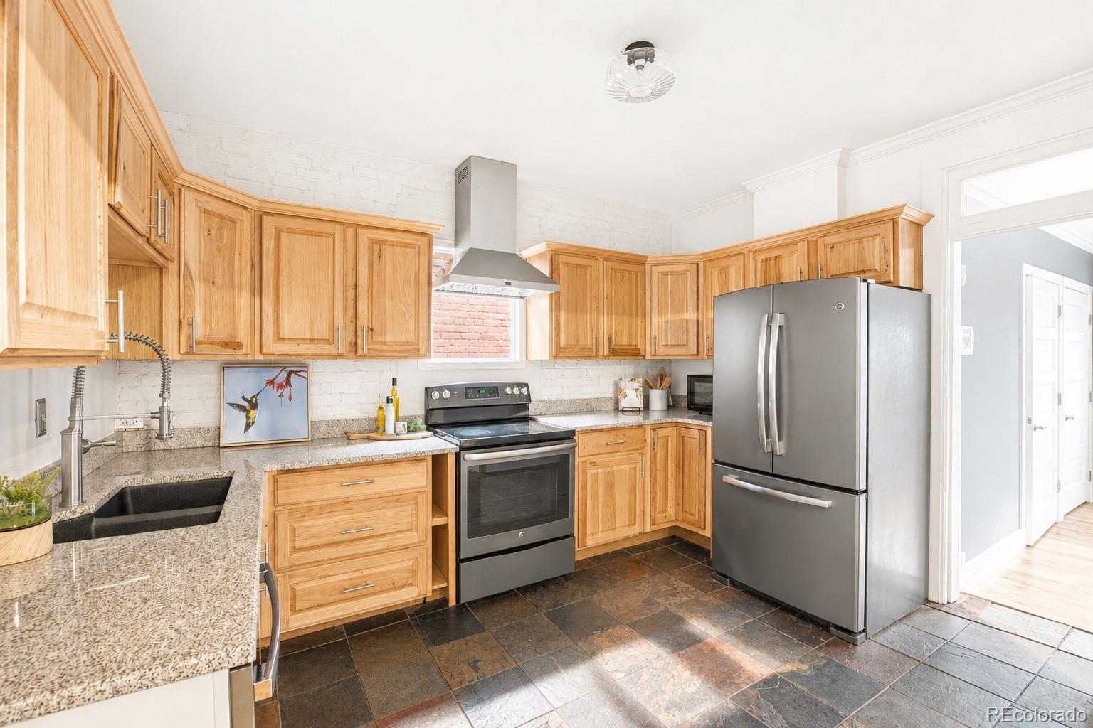 MLS Image #15 for 3015  california street,denver, Colorado