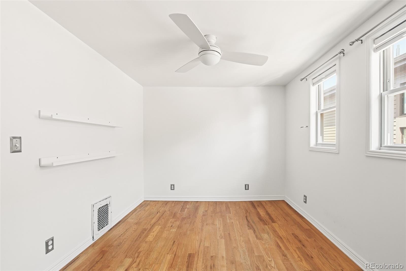 MLS Image #23 for 3015  california street,denver, Colorado
