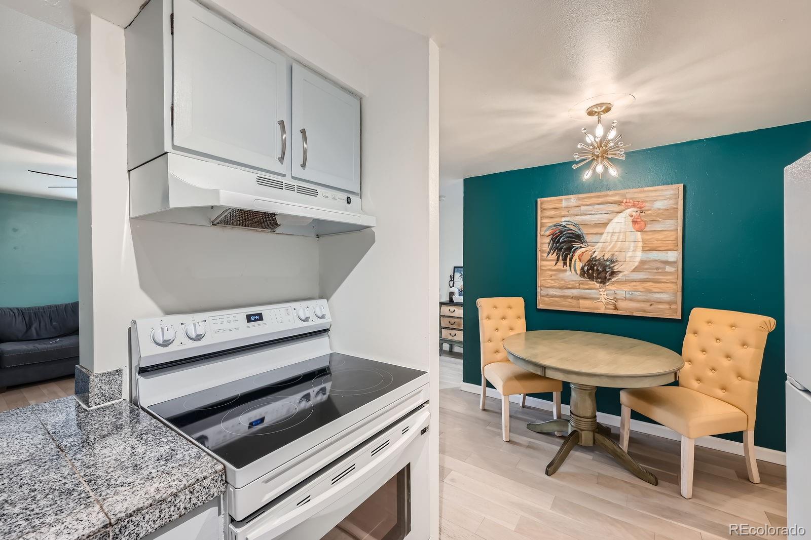 MLS Image #11 for 1260  york street,denver, Colorado