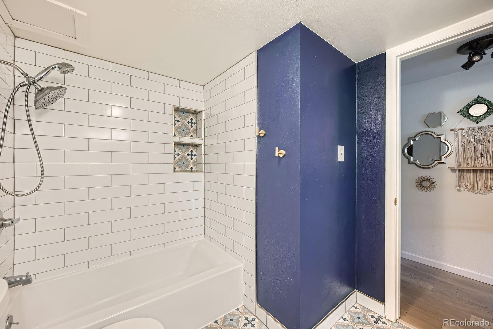 MLS Image #19 for 1260  york street,denver, Colorado