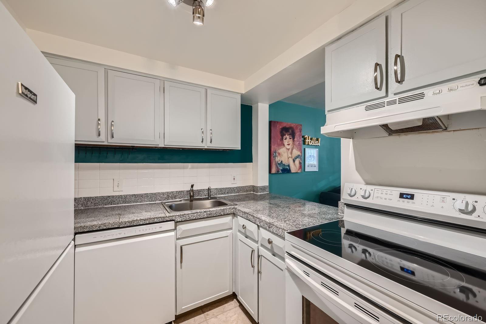 MLS Image #9 for 1260  york street,denver, Colorado