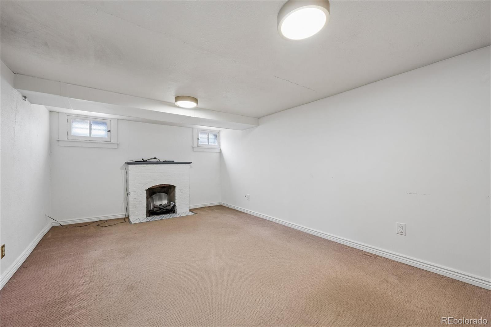 MLS Image #15 for 1400  elm street,denver, Colorado
