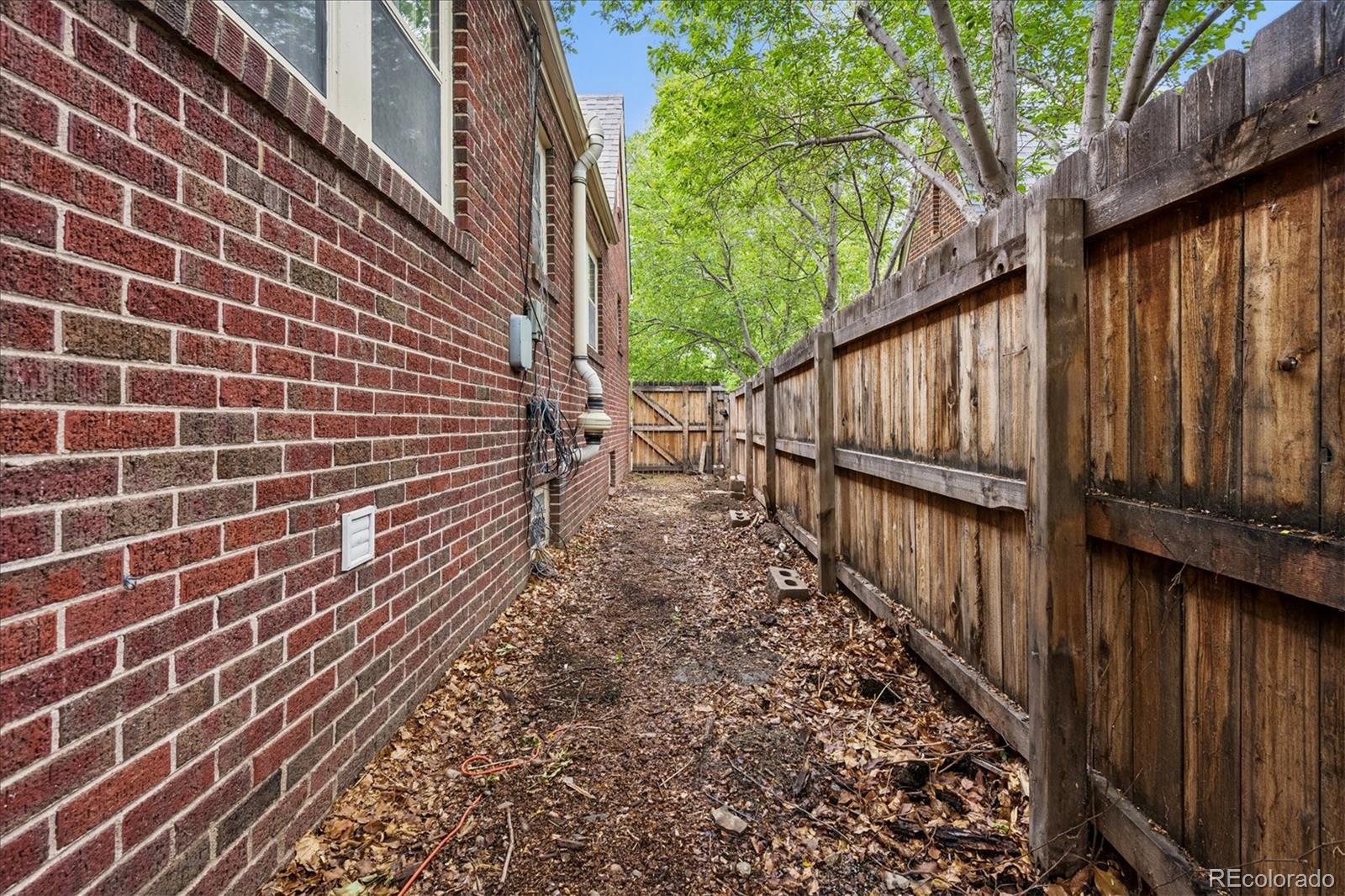 MLS Image #24 for 1400  elm street,denver, Colorado
