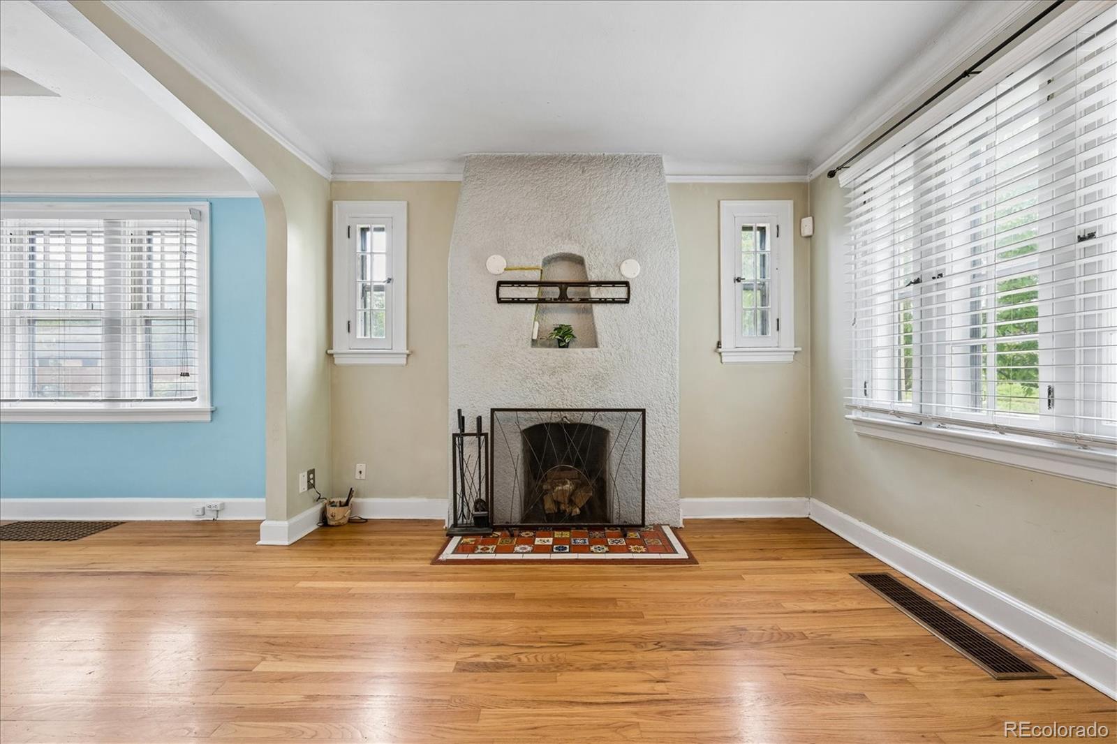MLS Image #3 for 1400  elm street,denver, Colorado