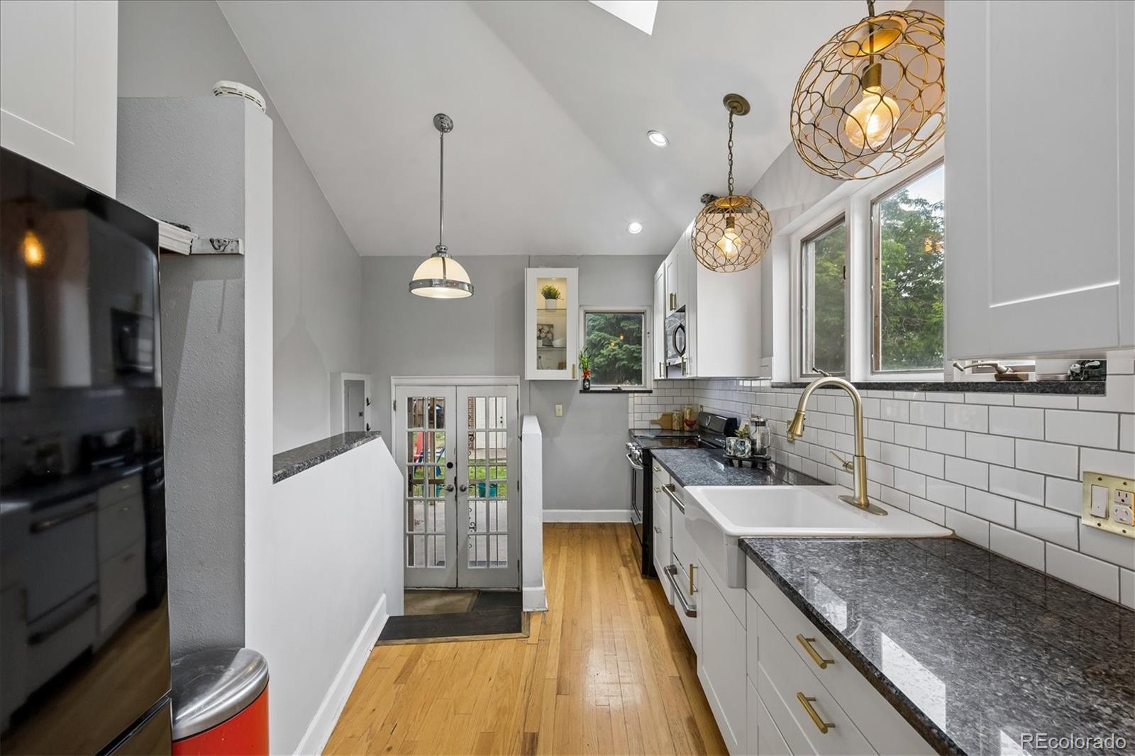 MLS Image #8 for 1400  elm street,denver, Colorado