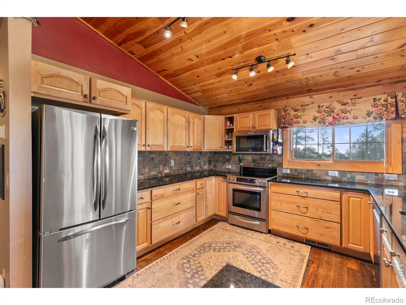 MLS Image #10 for 274  iron mountain drive,livermore, Colorado