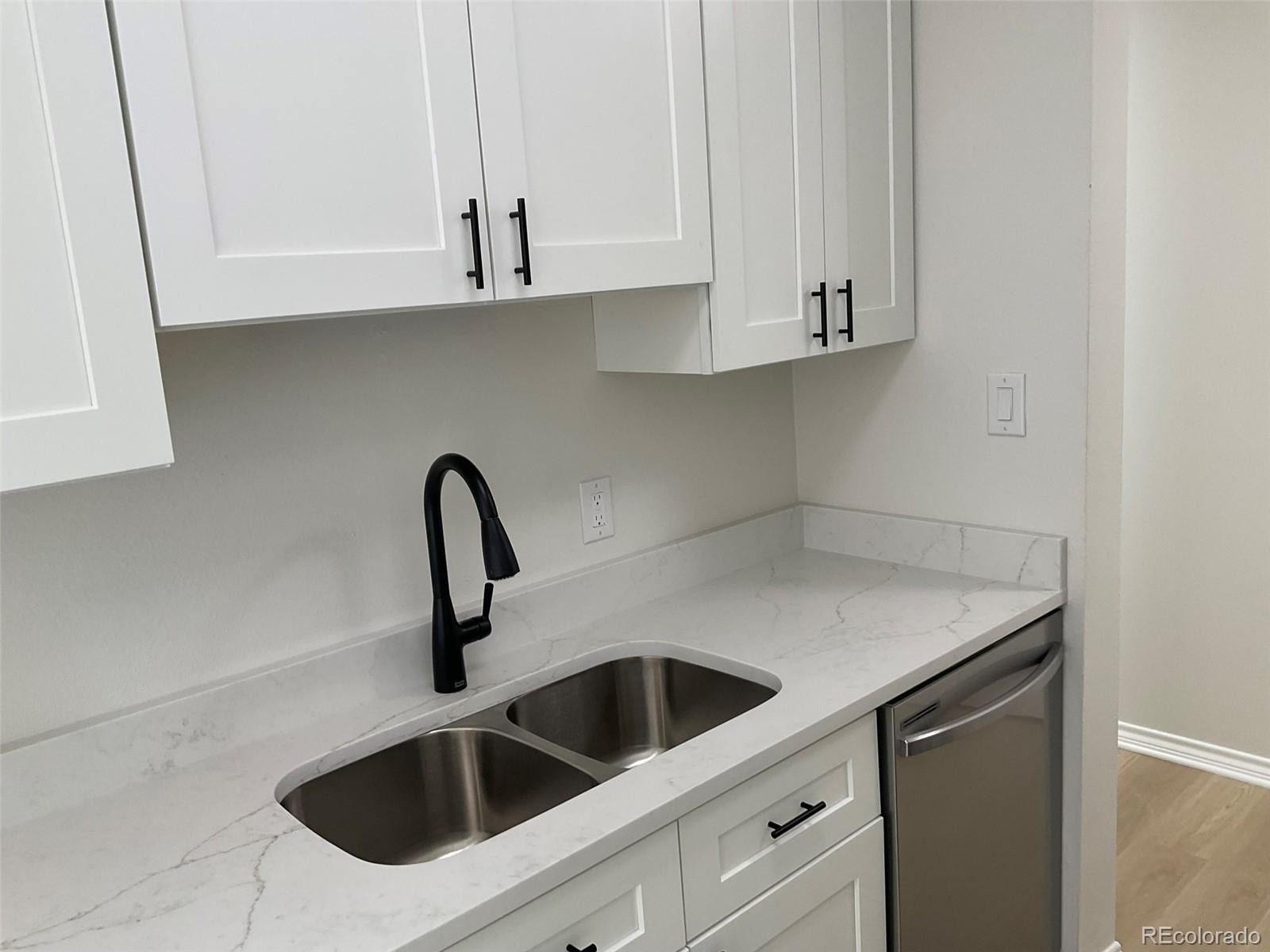 MLS Image #10 for 7495 e quincy avenue,denver, Colorado