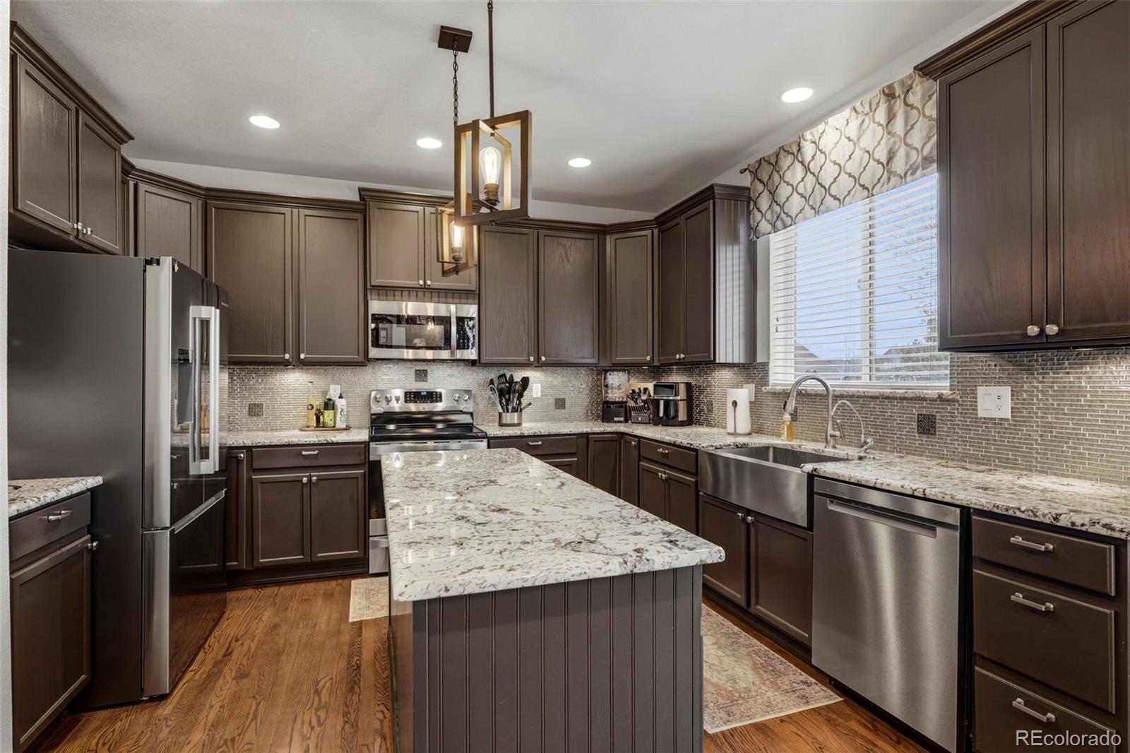 MLS Image #10 for 6102 s tempe way,aurora, Colorado