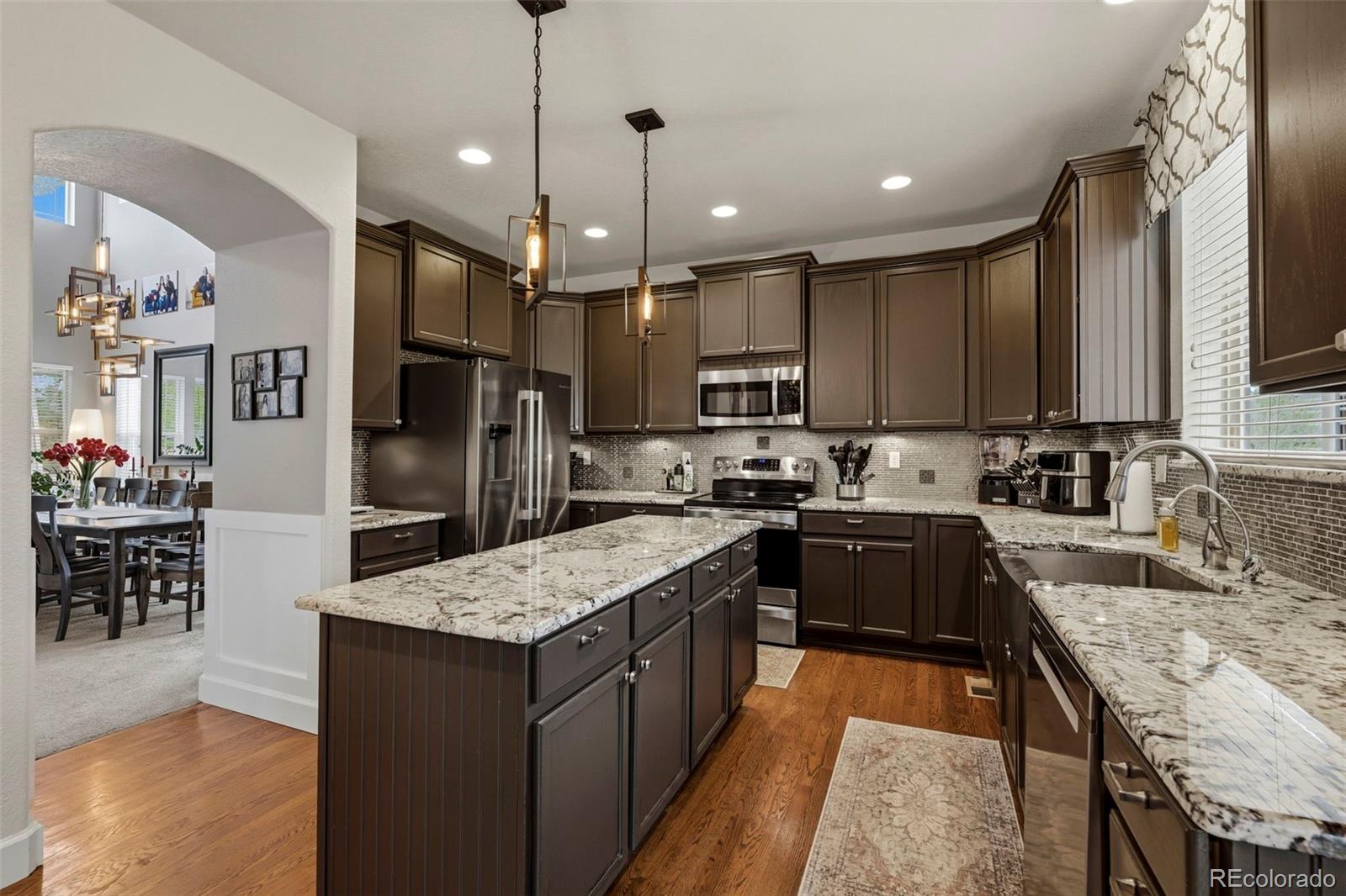 MLS Image #11 for 6102 s tempe way,aurora, Colorado